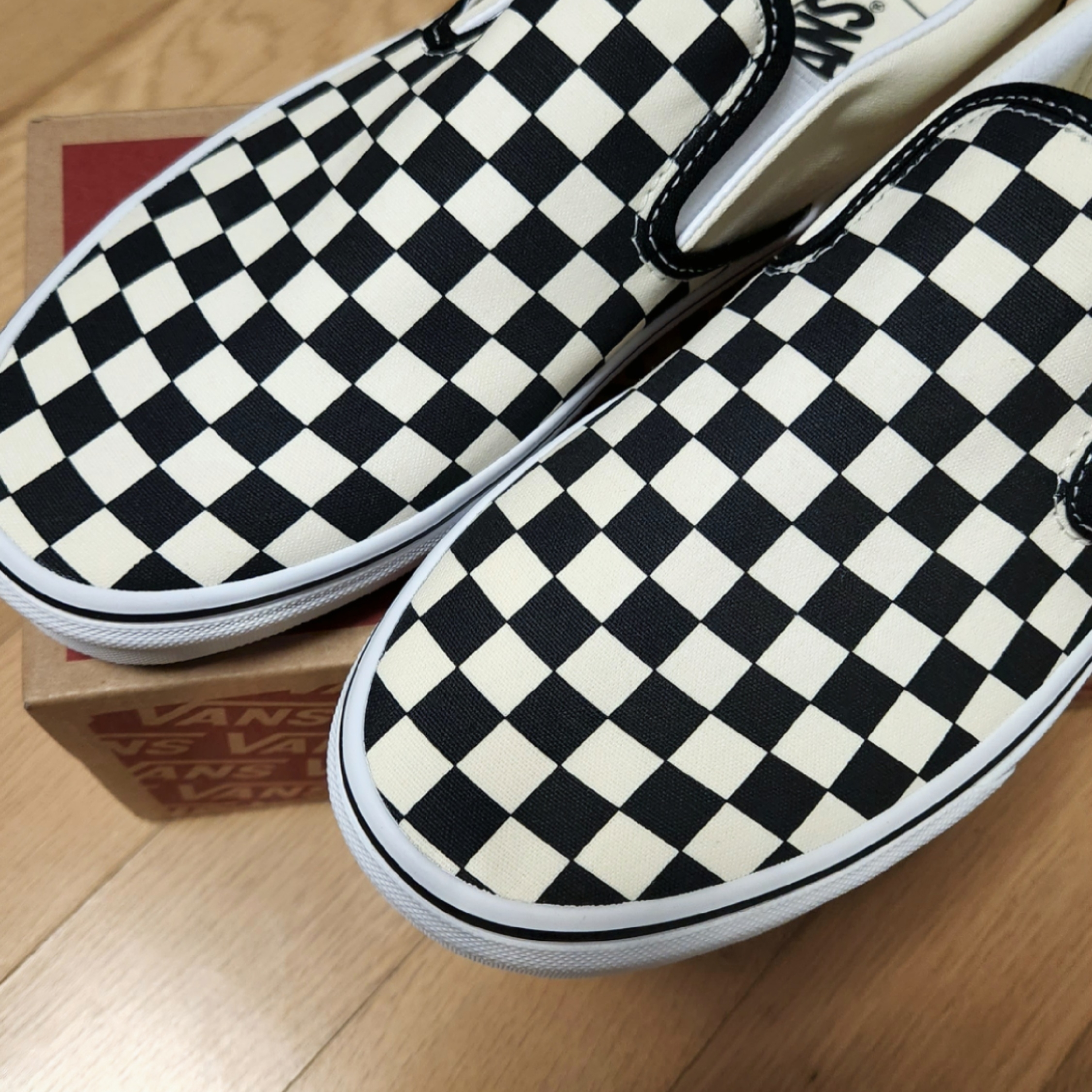 Vans Slip-On Checkerboard 착용 스타일