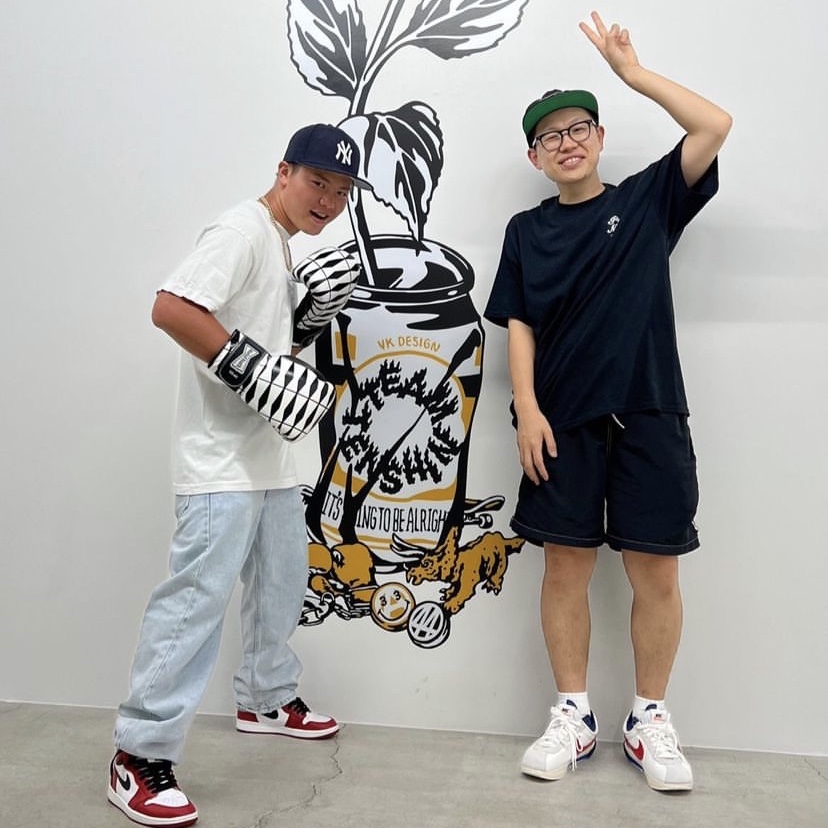 Nike x Sacai Zoom Cortez SP White and University Red 착용 스타일