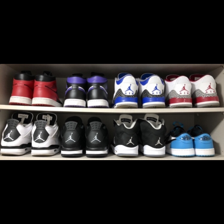 Jordan 1 Mid Bred Banned 2020, Jordan 1 Mid Black Dark Iris 착용 스타일 - 2