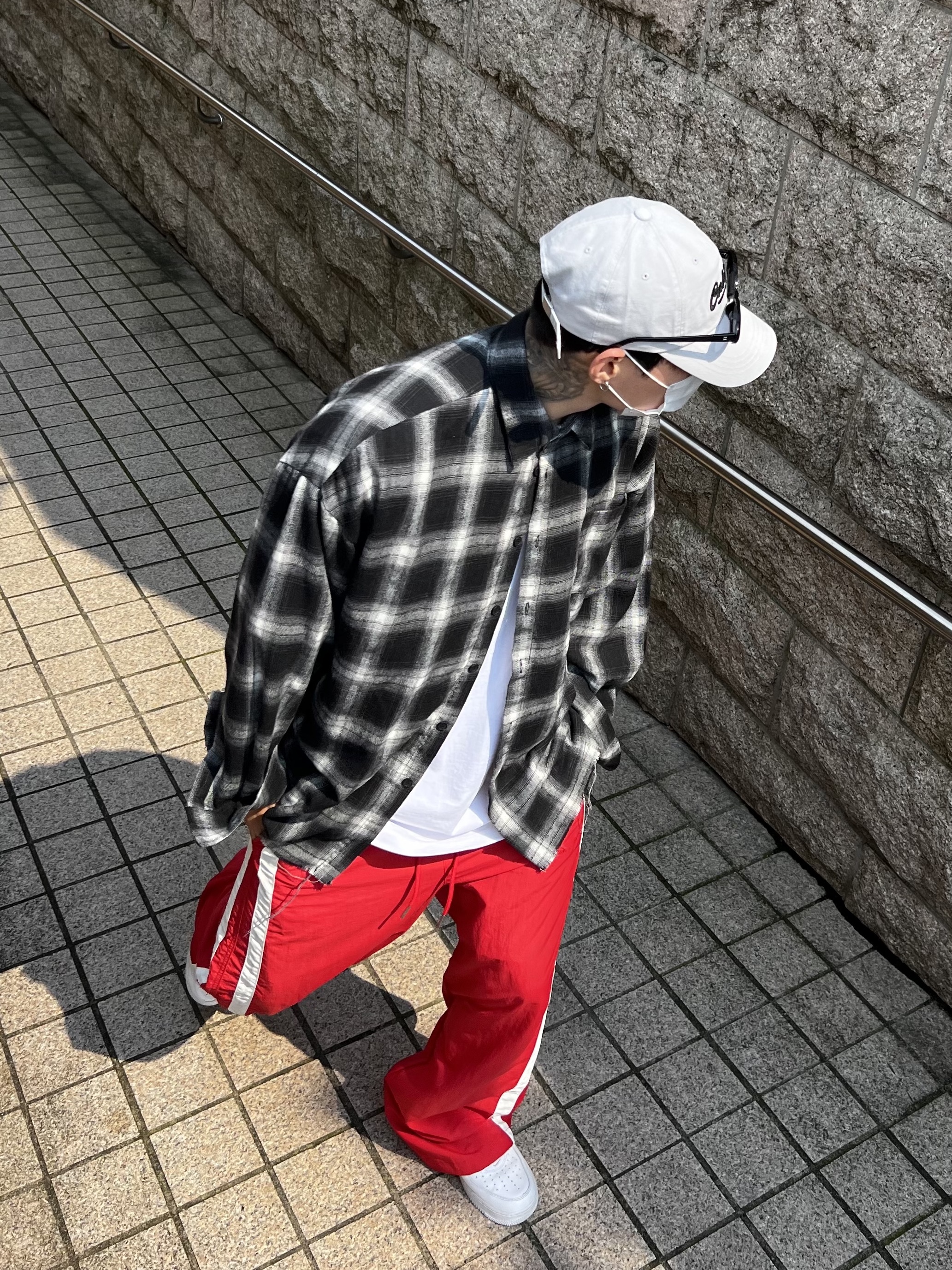 Nike x Supreme Air Force 1 Low White 착용 스타일 - 2