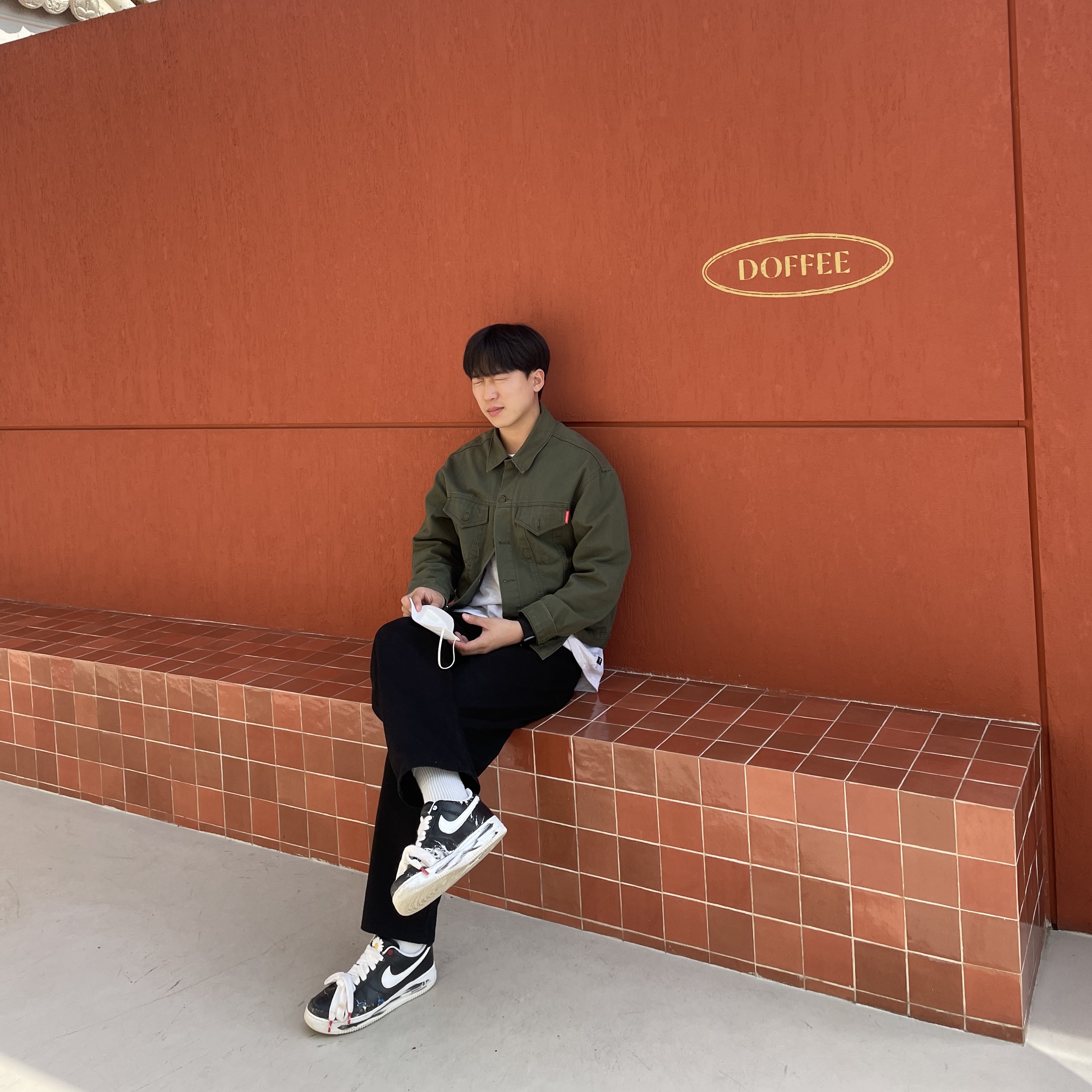 IAB Studio Long Sleeve Light Gray, Nike x Peaceminusone Air Force 1 Low Para-Noise 착용 스타일