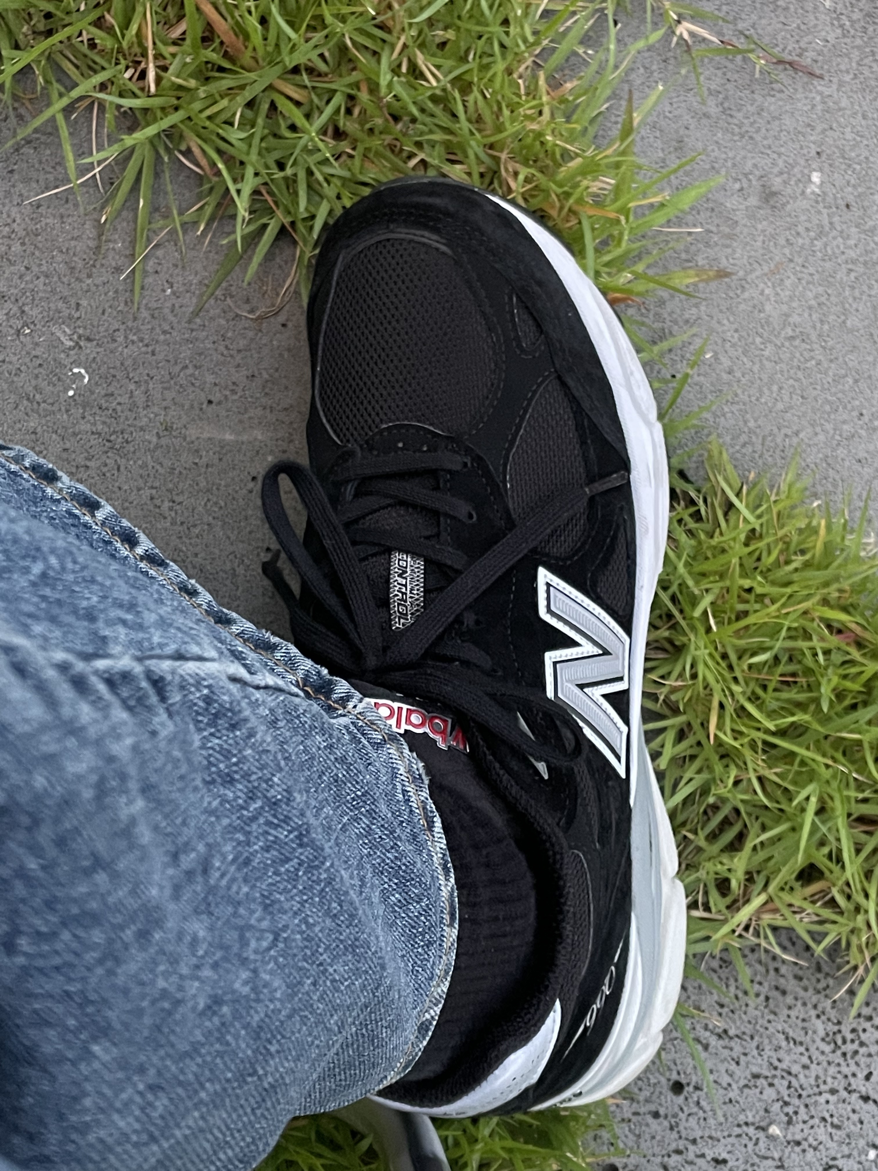 New Balance 990v3 Made in USA Black - D Standard 착용 스타일 - 5