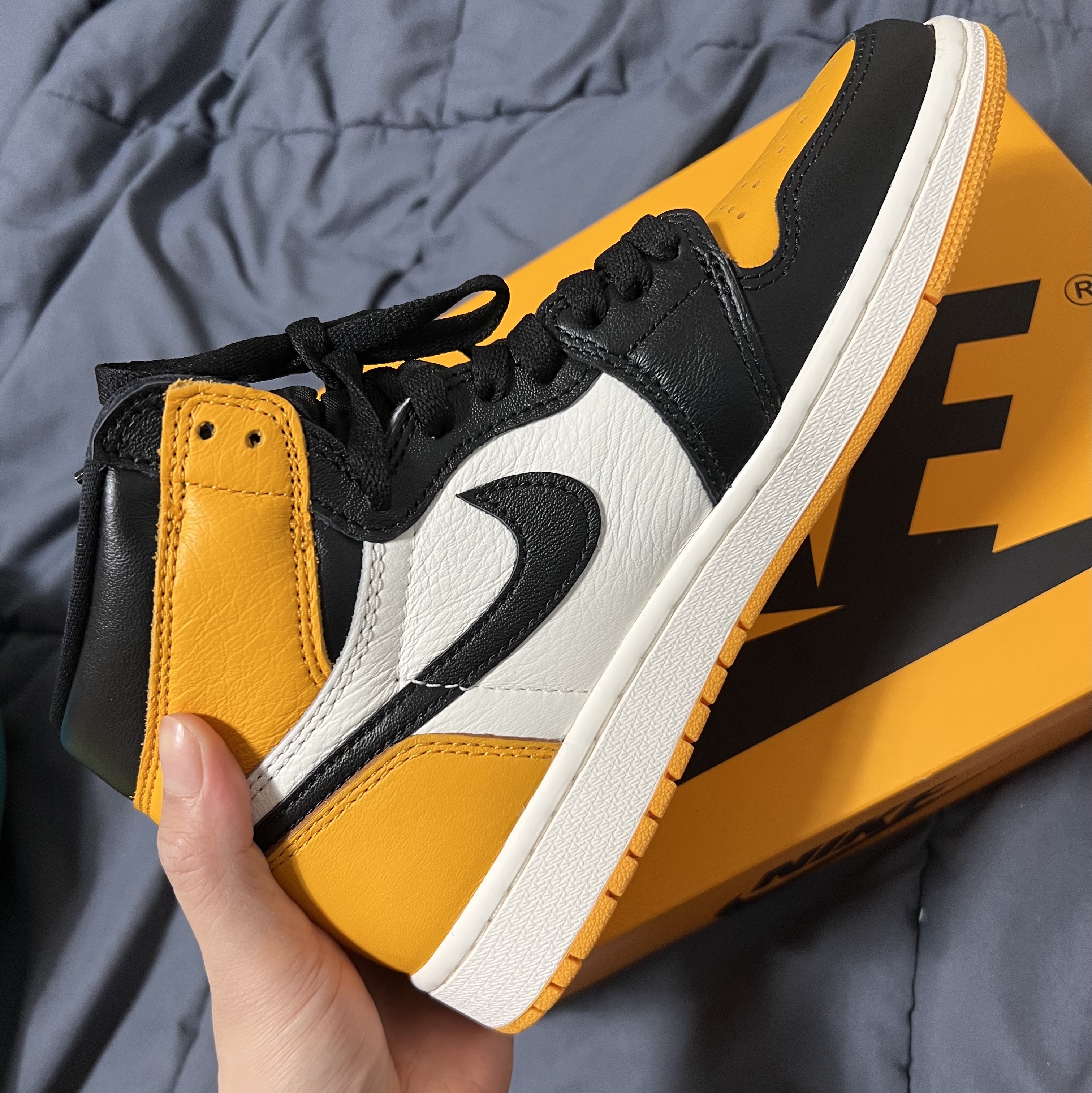 Jordan 1 Retro High OG Taxi 착용 스타일 - 1