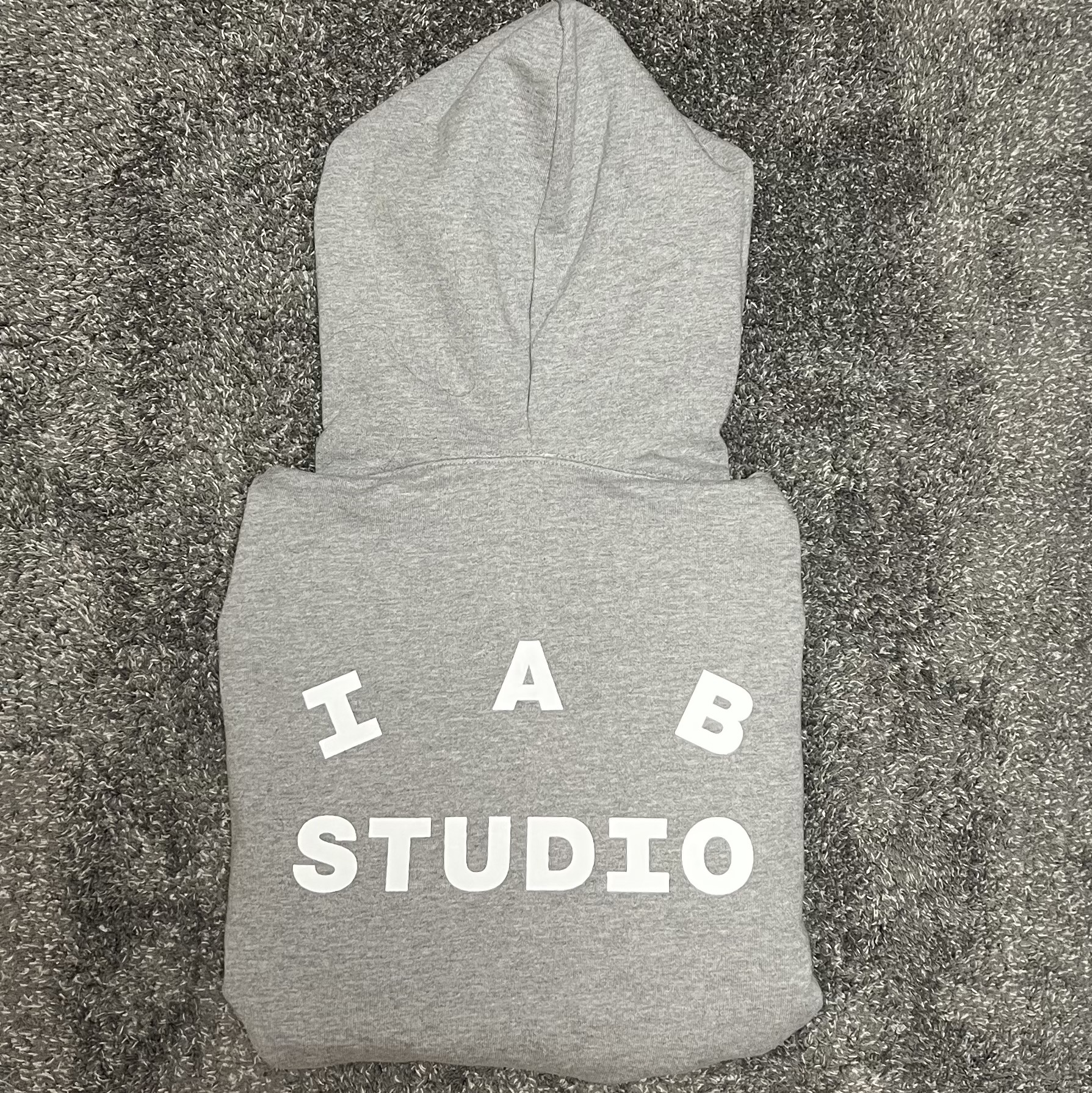 IAB Studio Zip-Up Hoodie Gray - 22FW 착용 스타일 - 1
