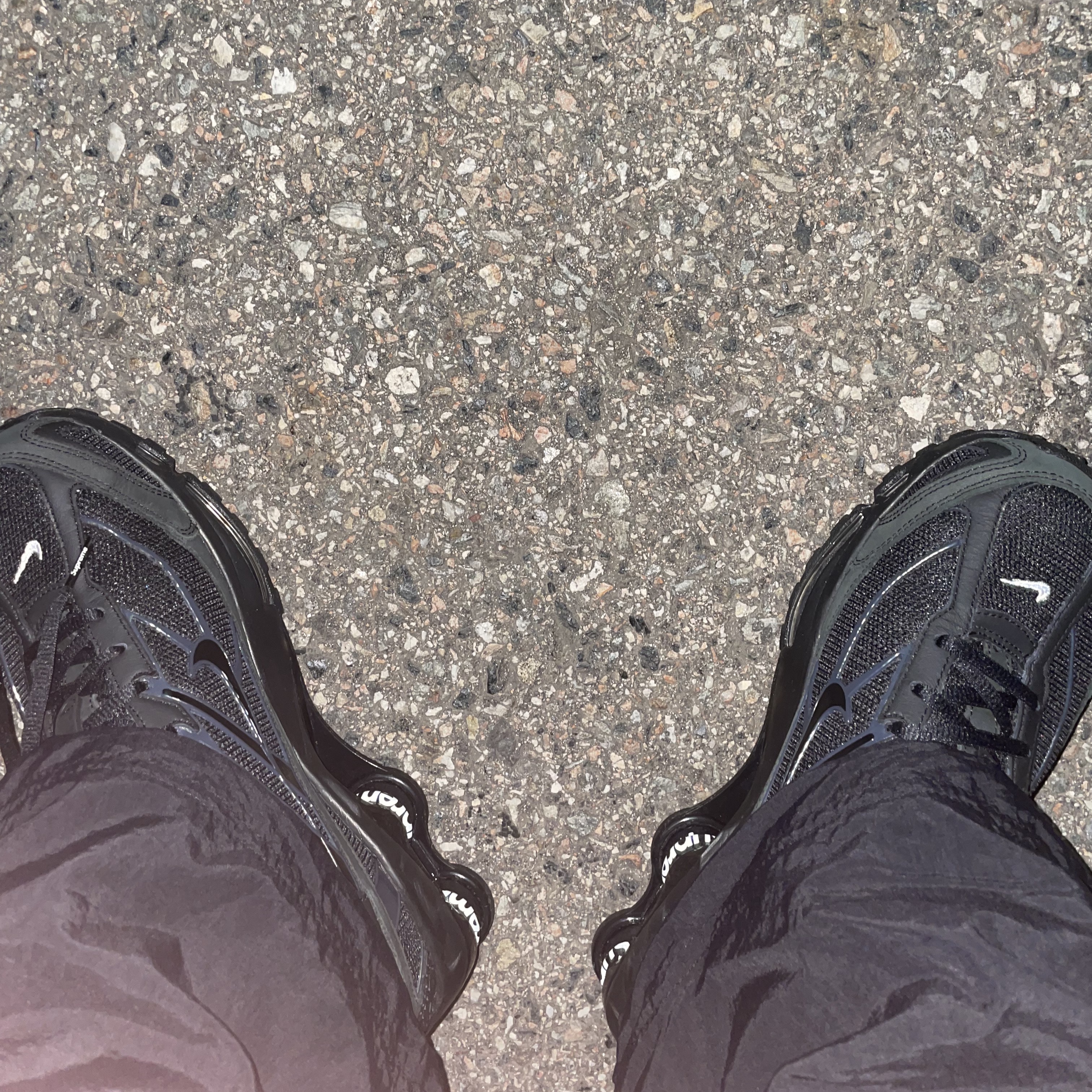 Nike x Supreme Shox Ride 2 SP Black 착용 스타일