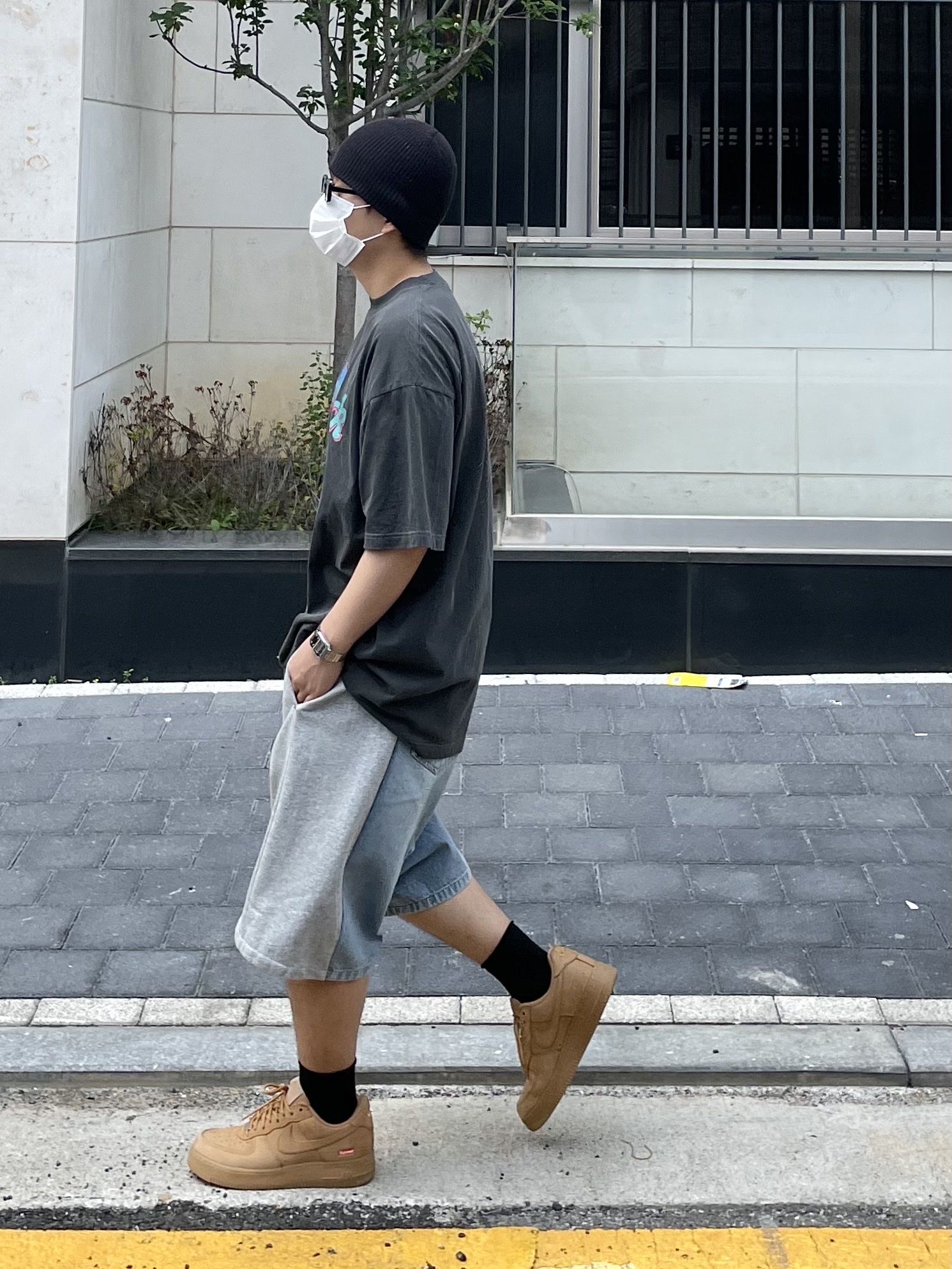 Nike x Supreme Air Force 1 Low Flax 착용 스타일 - 1