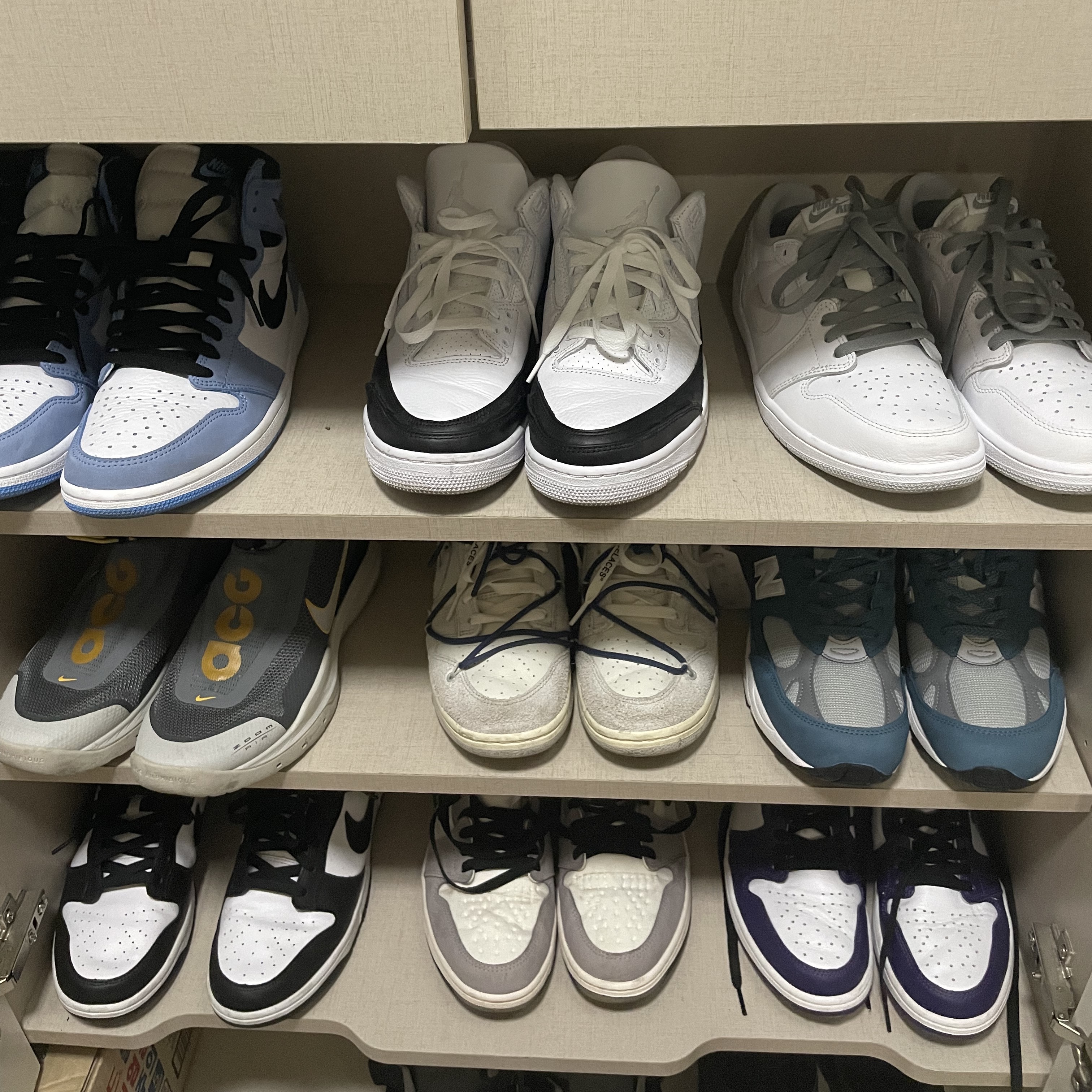 Jordan 1 Low OG Neutral Grey, Jordan 3 x Fragment Retro SP White Black 착용 스타일