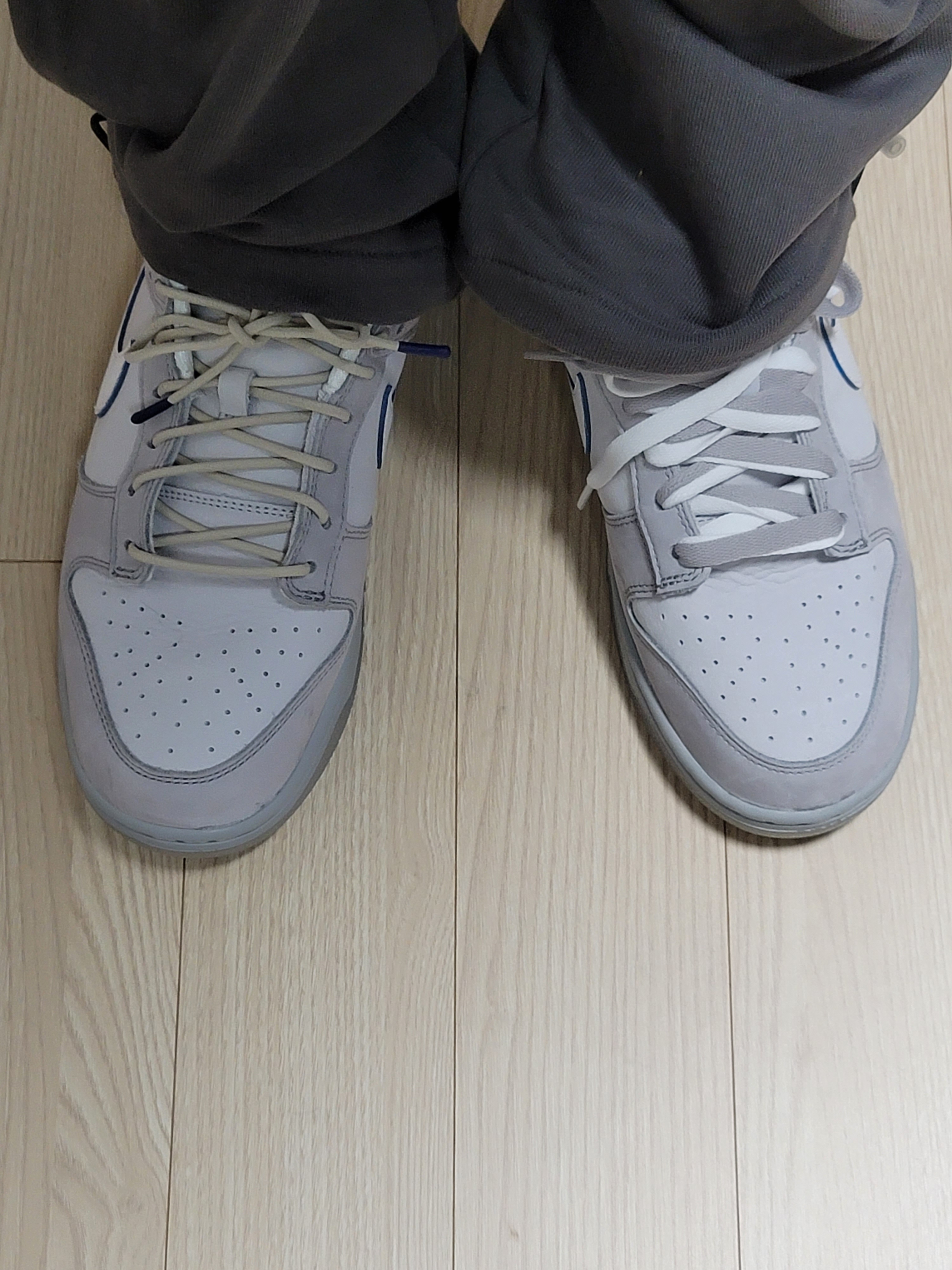 Nike Dunk Low Wolf Grey and Pure Platinum 착용 스타일 - 2