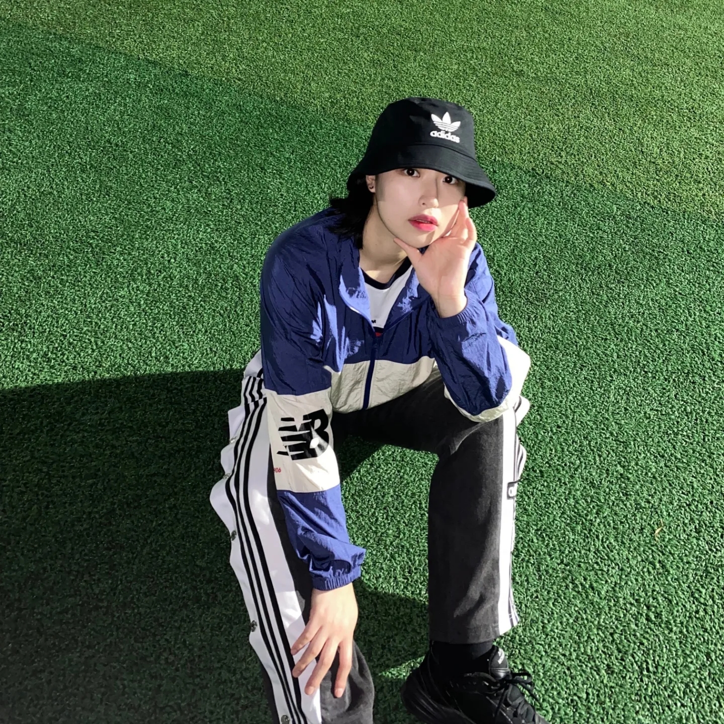 Nike Air Monarch IV Black 착용 스타일 - 1