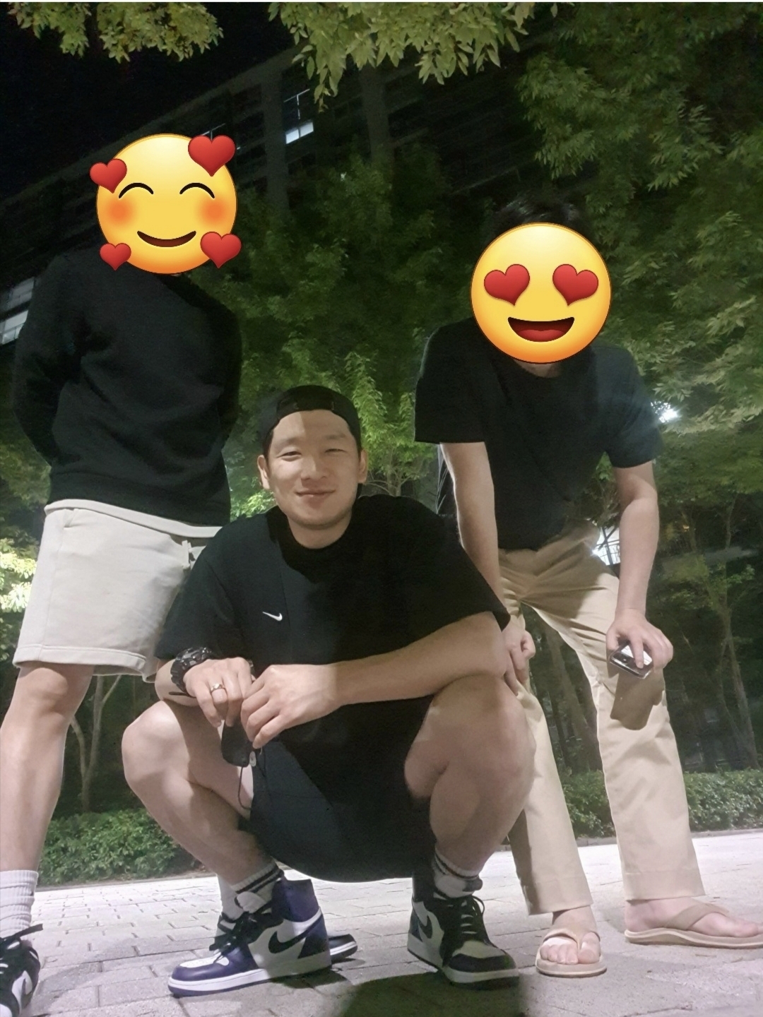 Jordan 1 Retro High OG Court Purple 2020, Nike NRG Solo Swoosh T-Shirt Black - Asia 착용 스타일