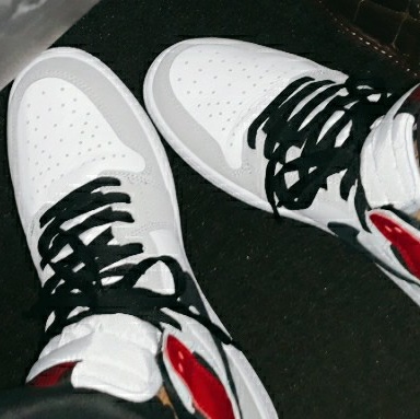 Jordan 1 Retro High OG Light Smoke Grey 착용 스타일