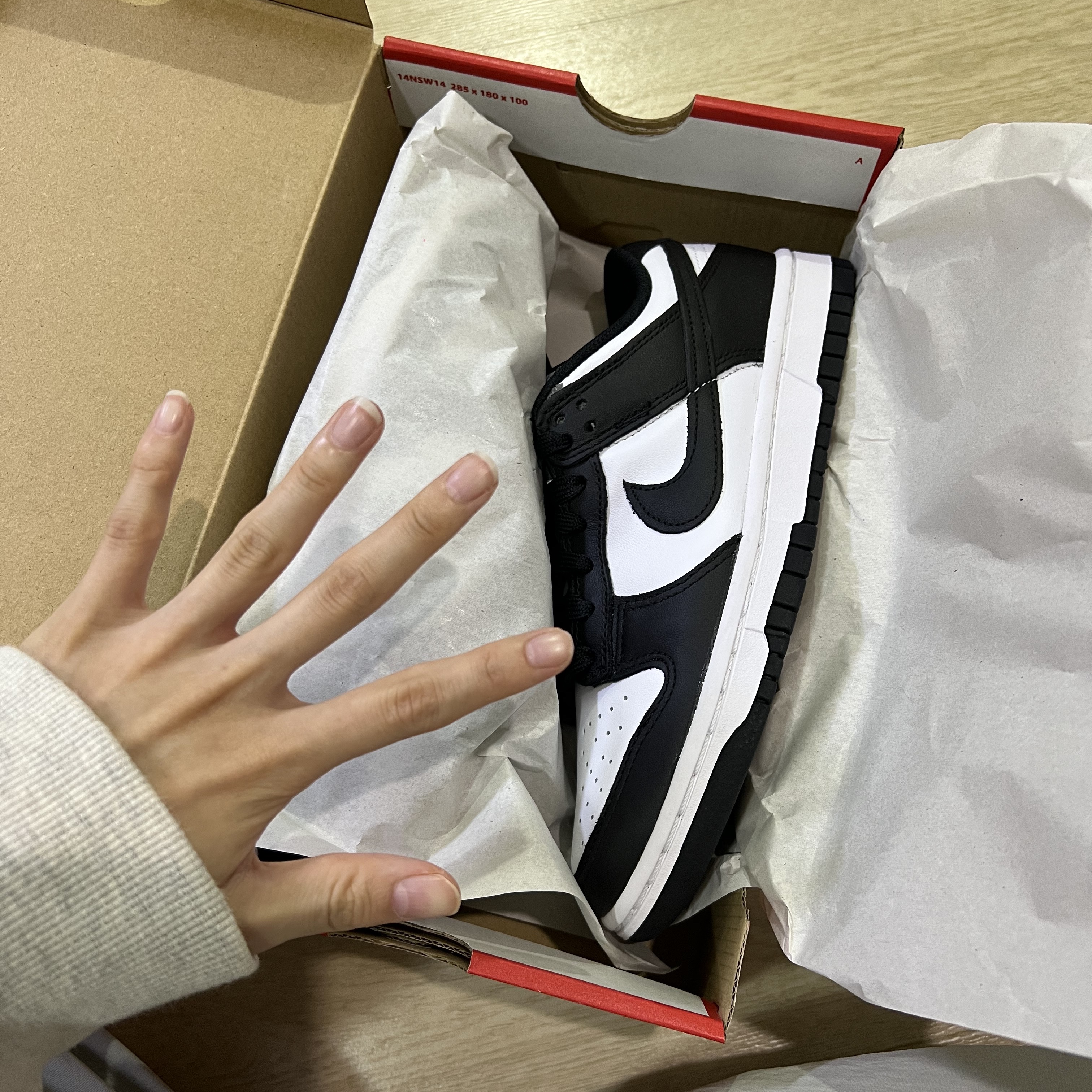 (W) Nike Dunk Low Black 착용 스타일