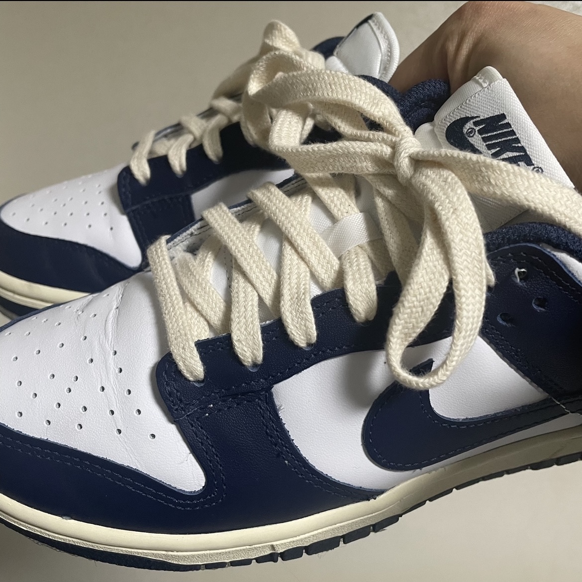 (W) Nike Dunk Low Vintage Midnight Navy 착용 스타일