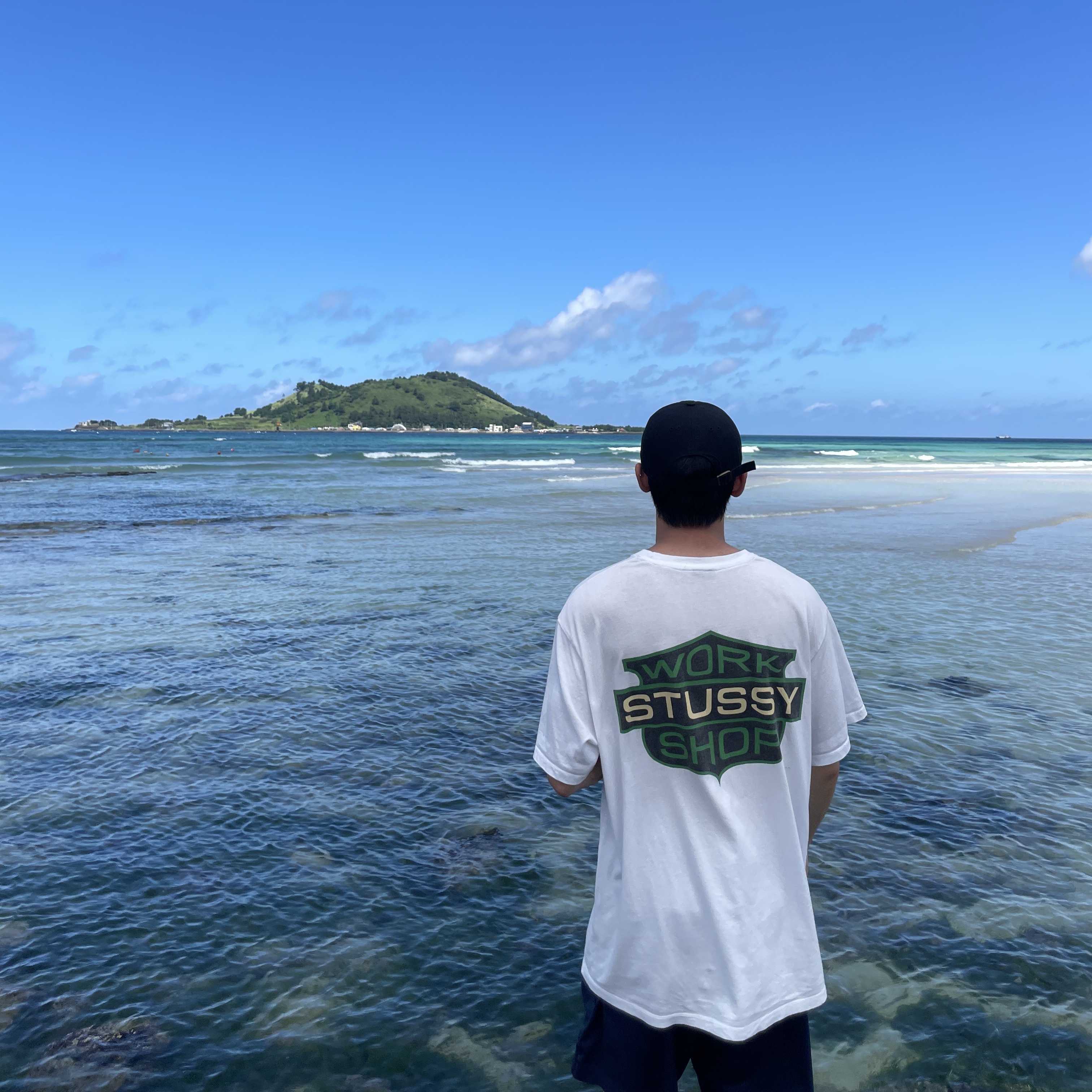 Stussy x Our Legacy Badge T-Shirt Natural 착용 스타일