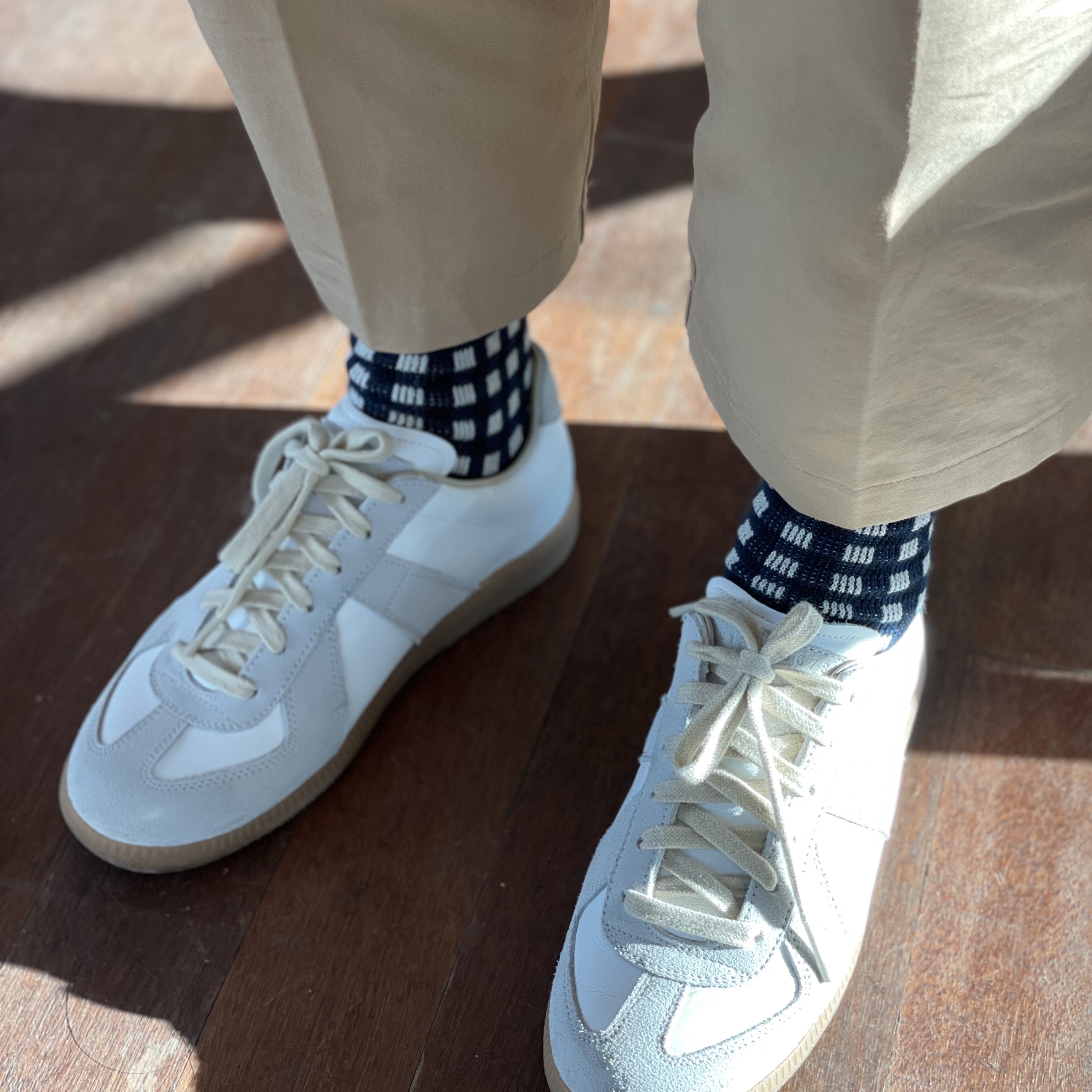 Maison Margiela Calfskin Replica Sneakers 착용 스타일