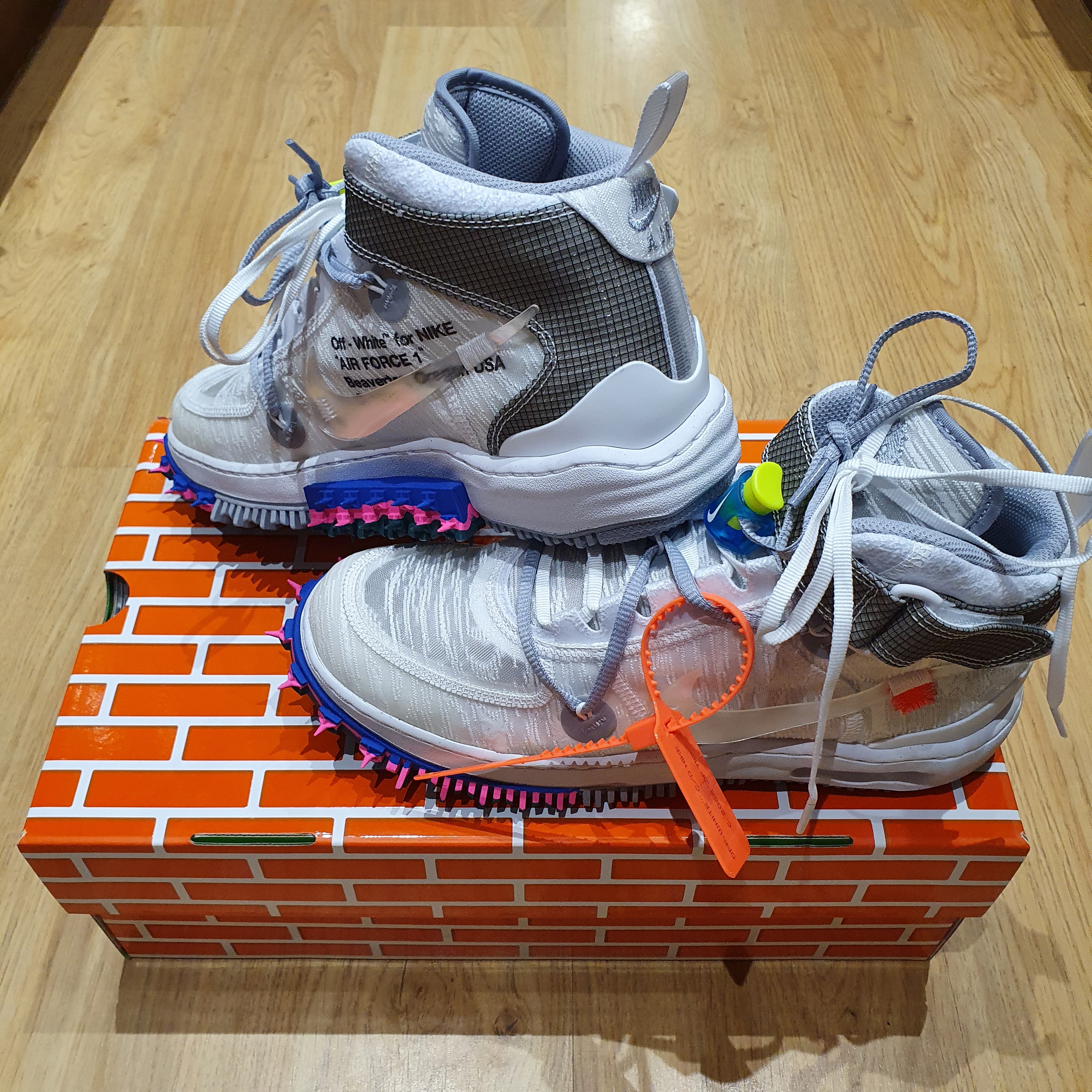 Nike x Off-White Air Force 1 Mid SP White 착용 스타일 - 1