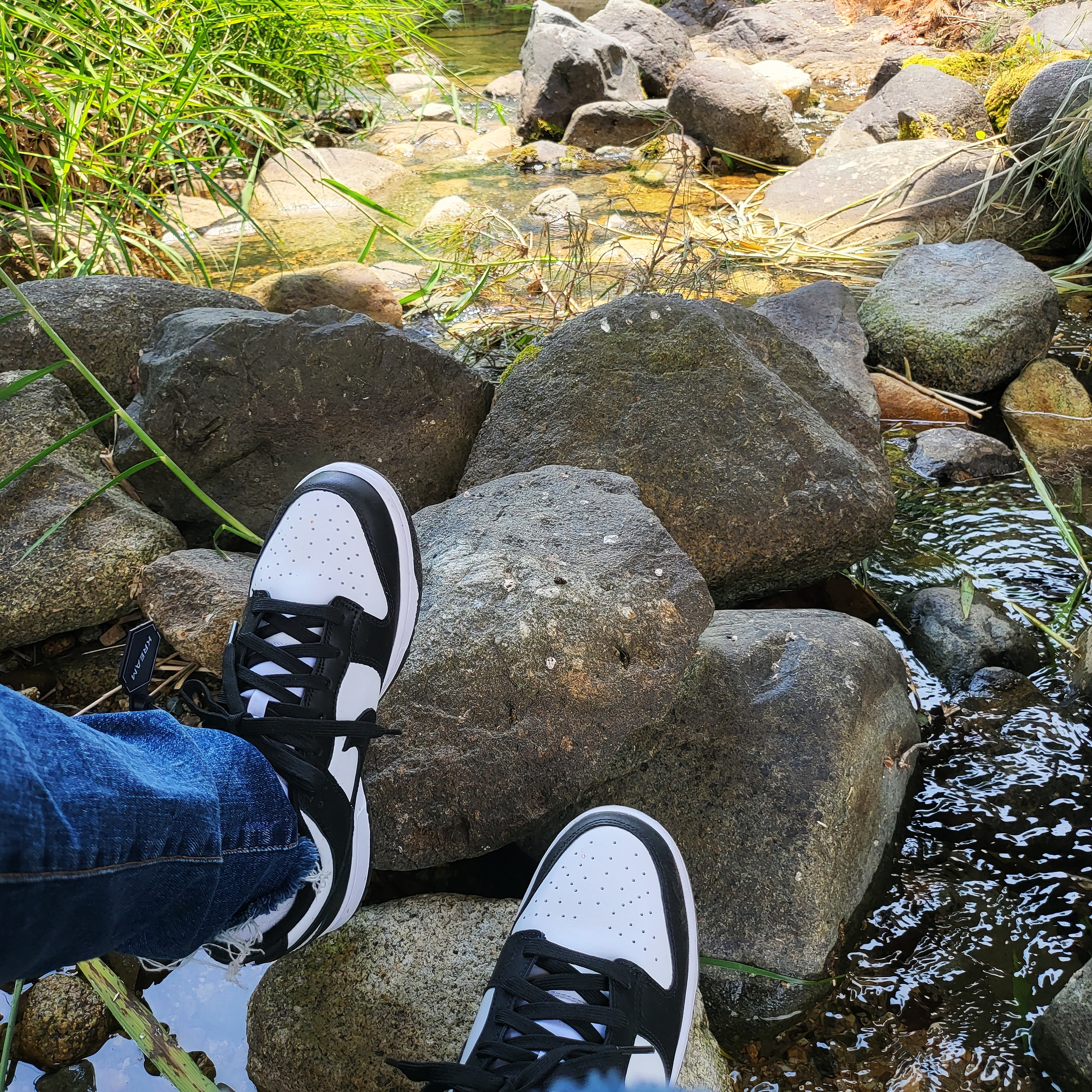 Nike Dunk Low Retro Black 착용 스타일 - 2