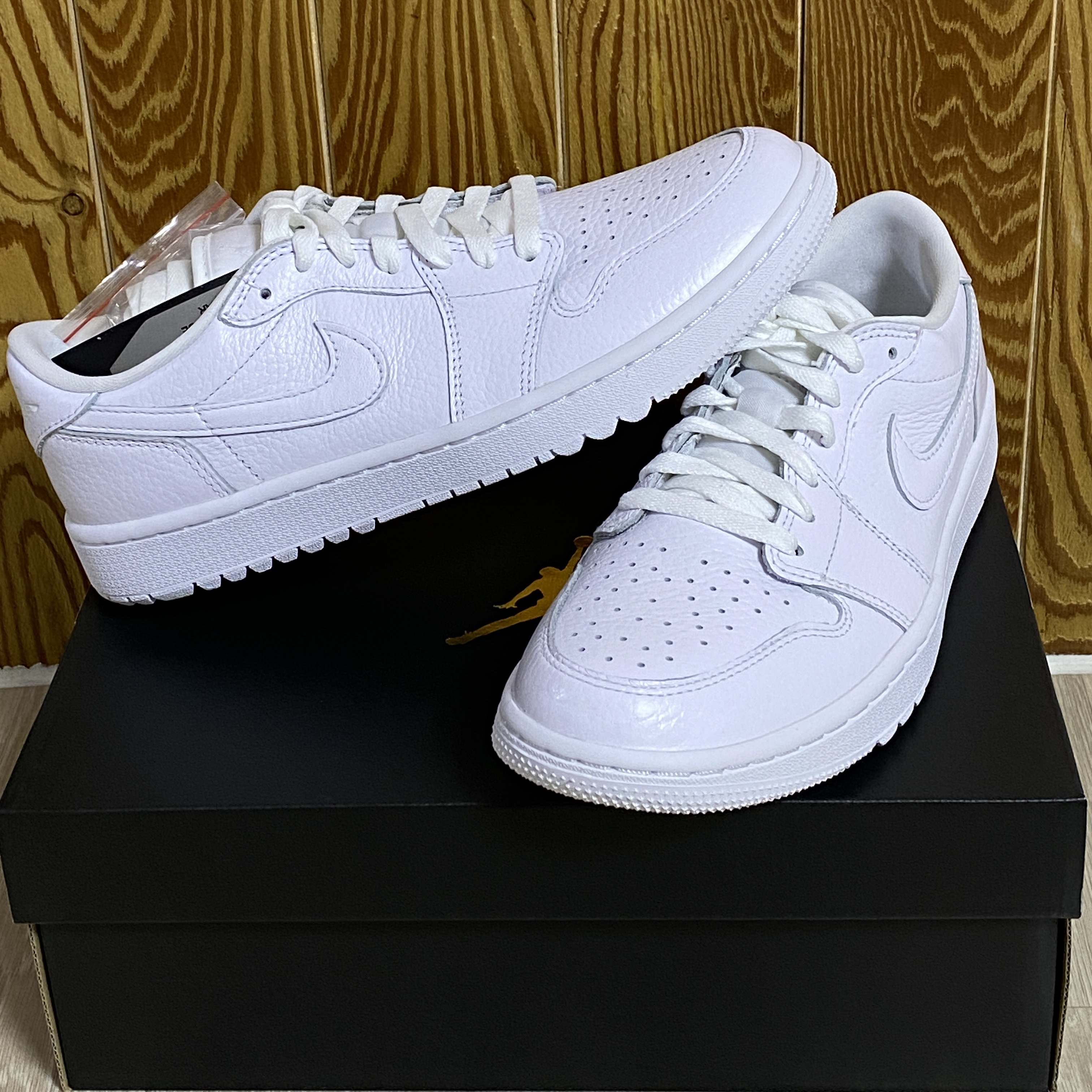 Jordan 1 Low Golf Triple White 착용 스타일