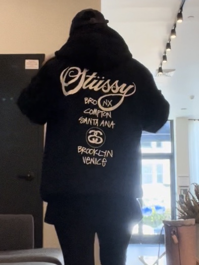 Stussy DSM World Tour Hoodie Black 2021, Supreme Washed Chino Twill Camp Cap Navy 착용 스타일 - 2