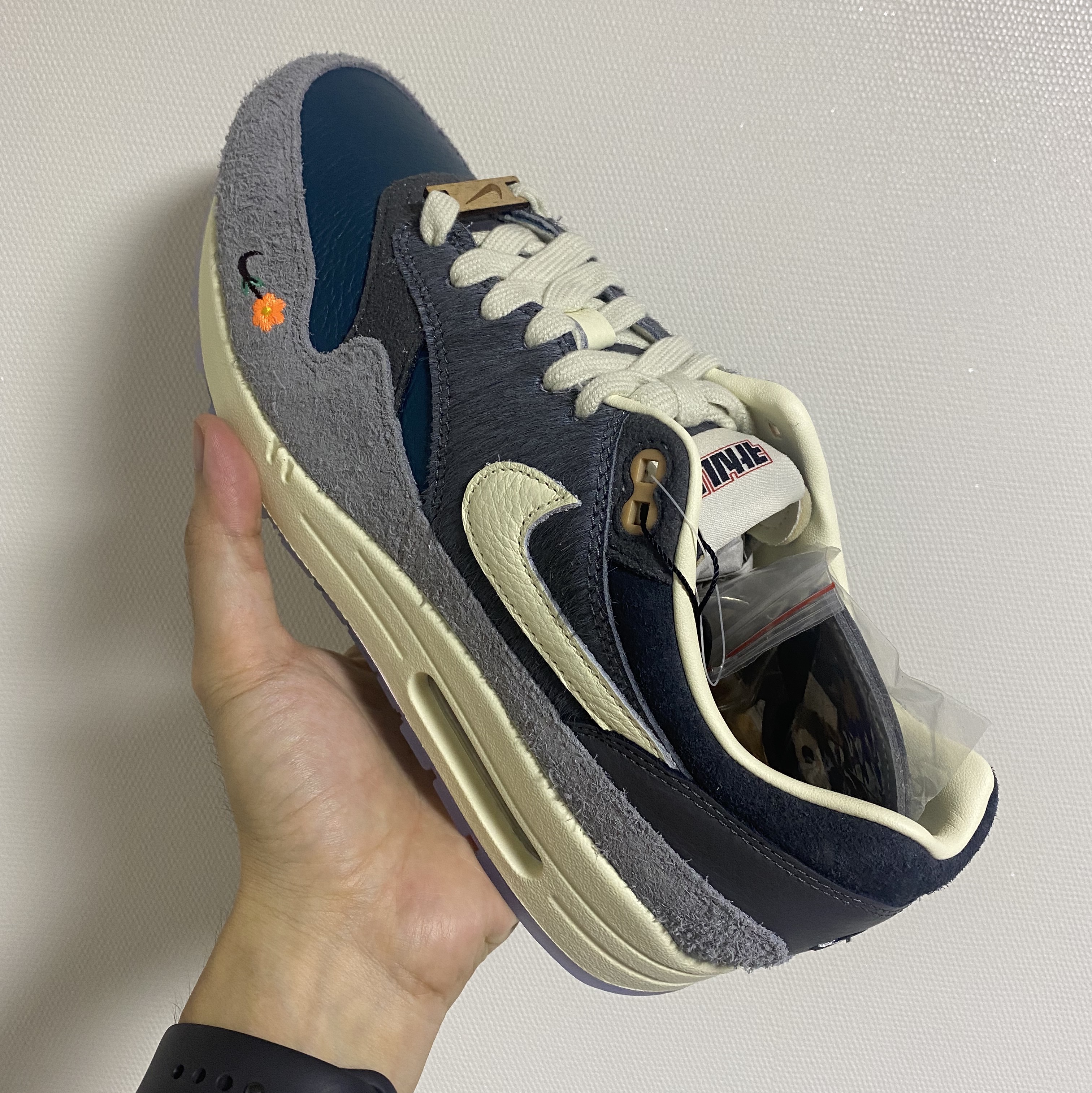 Nike x Kasina Air Max 1 SP Won-Ang Particle Grey 착용 스타일