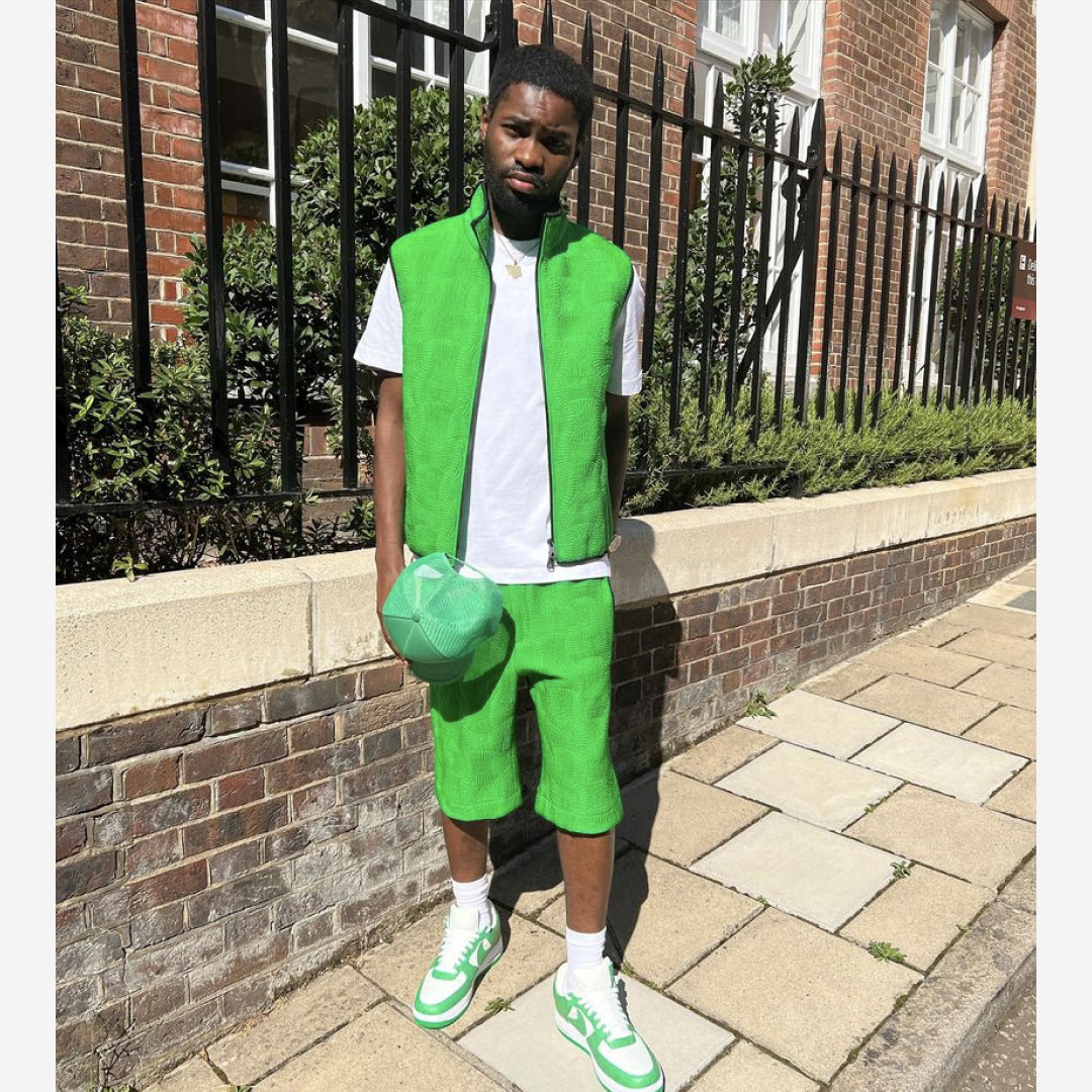 Louis Vuitton x Nike Air Force 1 Low by Virgil Abloh White Gym Green 착용 스타일 - 2