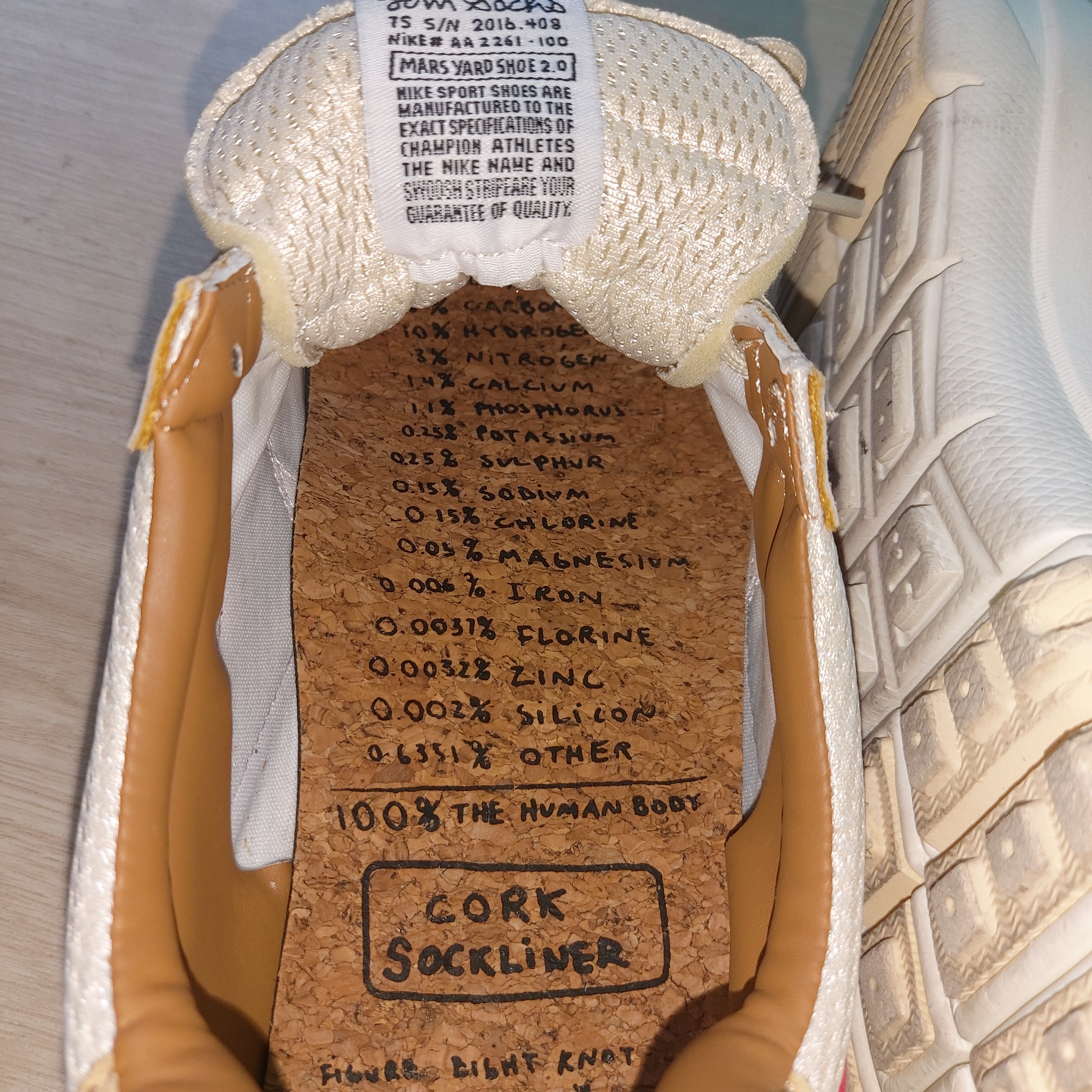 Nike x Tom Sachs Mars Yard Shoe 2.0 Space Camp 착용 스타일 - 3
