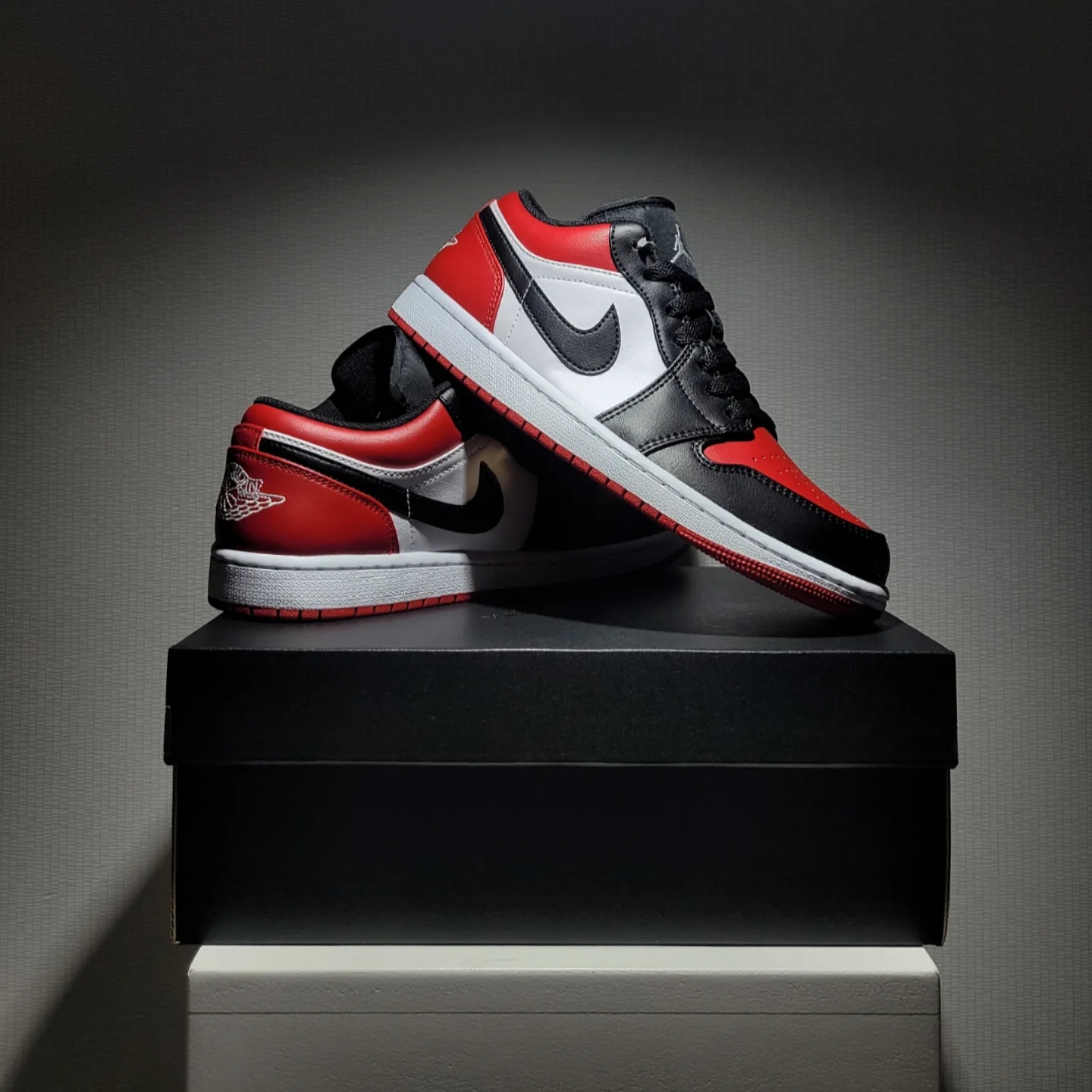 Jordan 1 Low Bred Toe 착용 스타일