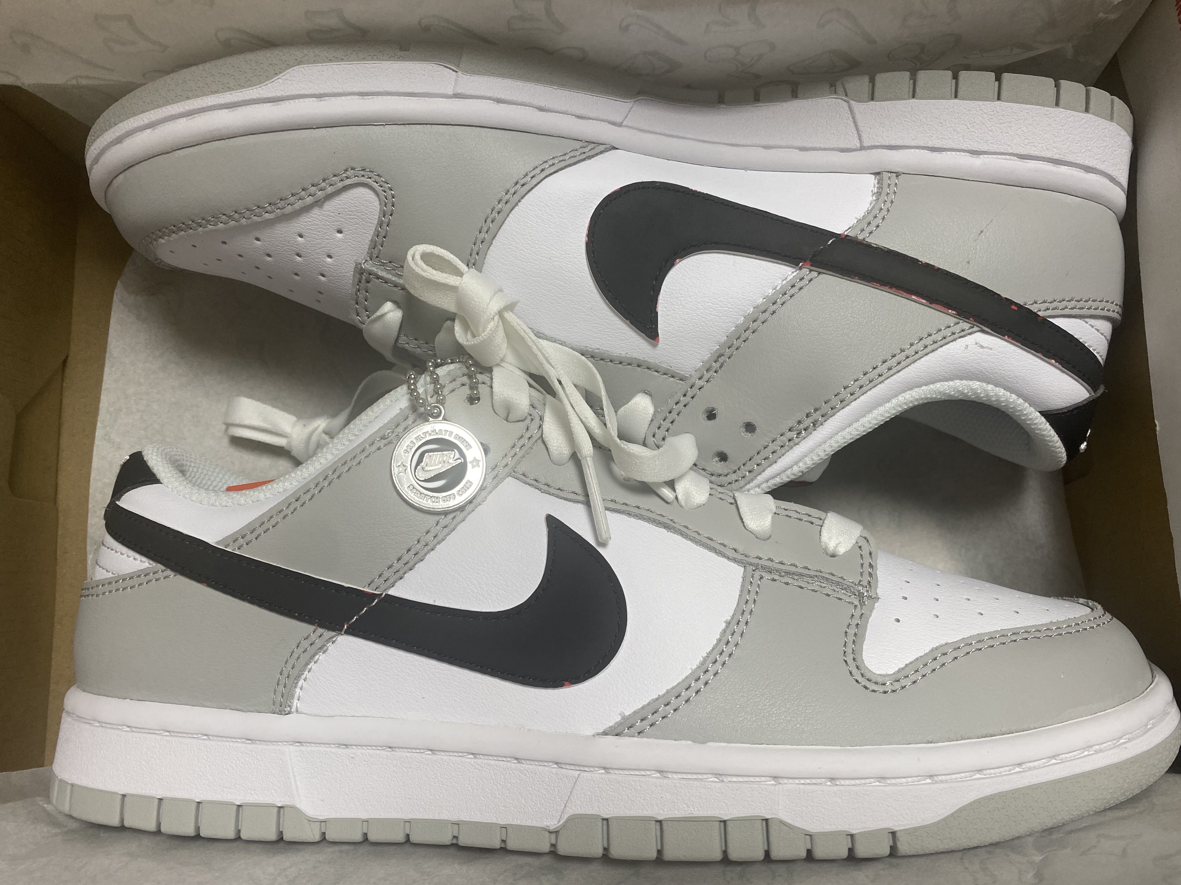 Nike Dunk Low Retro SE Jackpot Grey Fog 착용 스타일