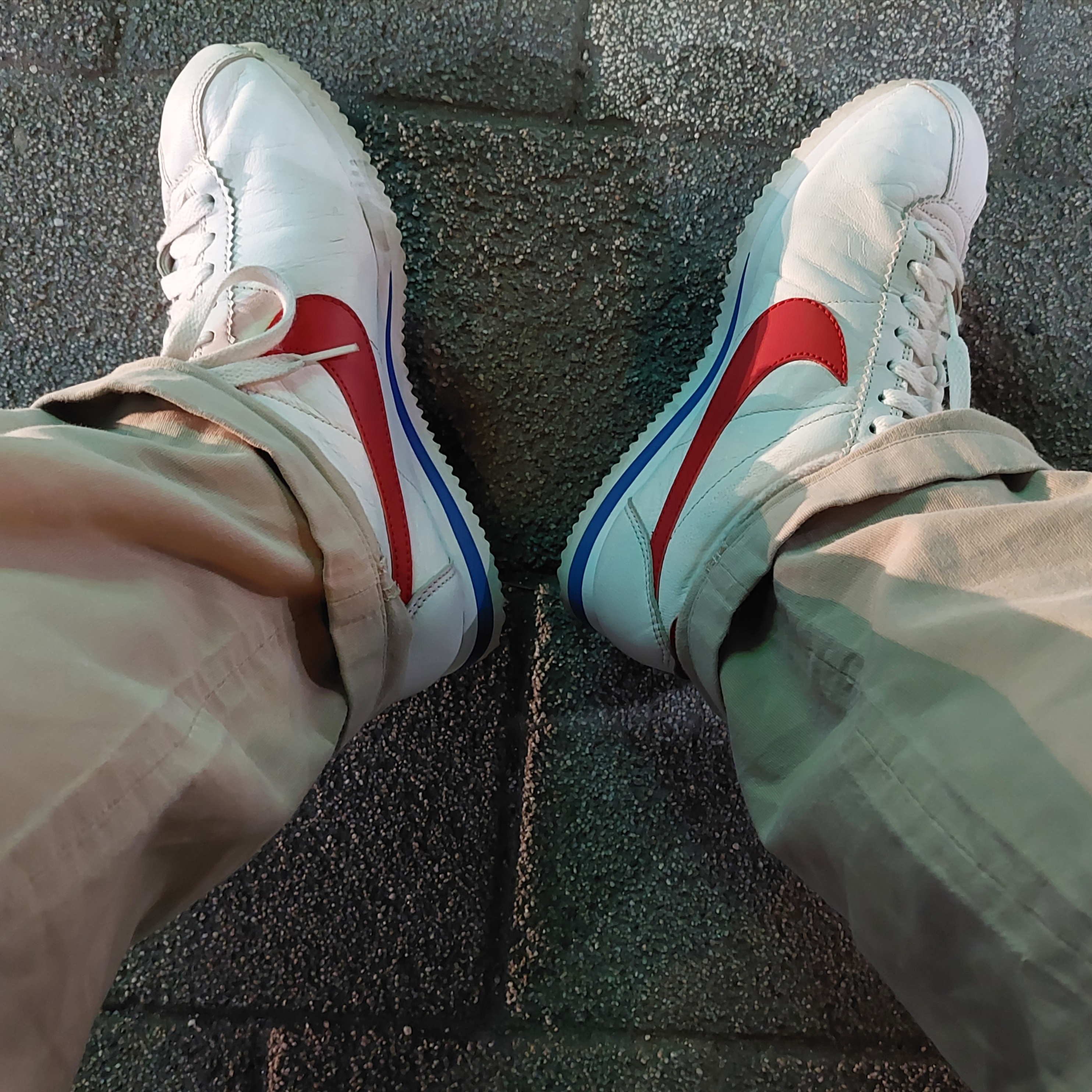 Nike Classic Cortez Forrest Gump 2017 착용 스타일