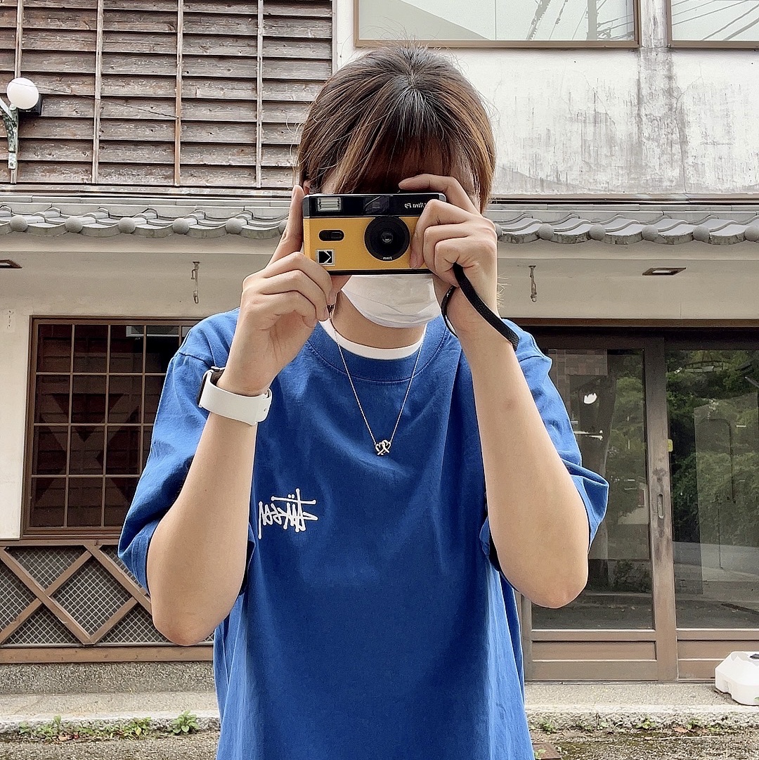 Stussy Skate Posse Pigment Dyed T-Shirt Blue 착용 스타일