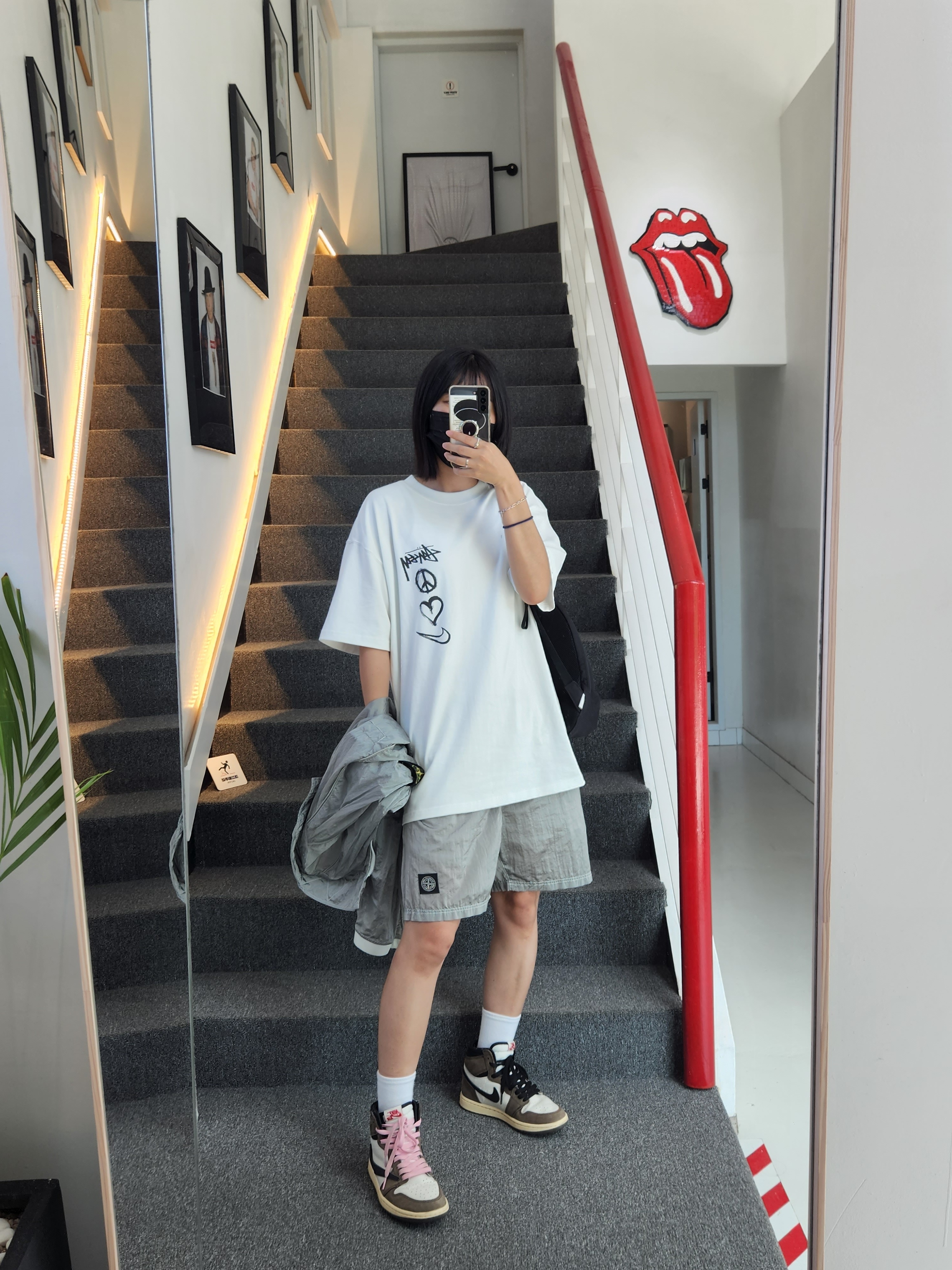 Nike x Stussy NRG RA T-Shirt Summit White (DM4942-121), Nike x Stussy NRG RA T-Shirt Summit White (DM4943-121) 착용 스타일 - 1