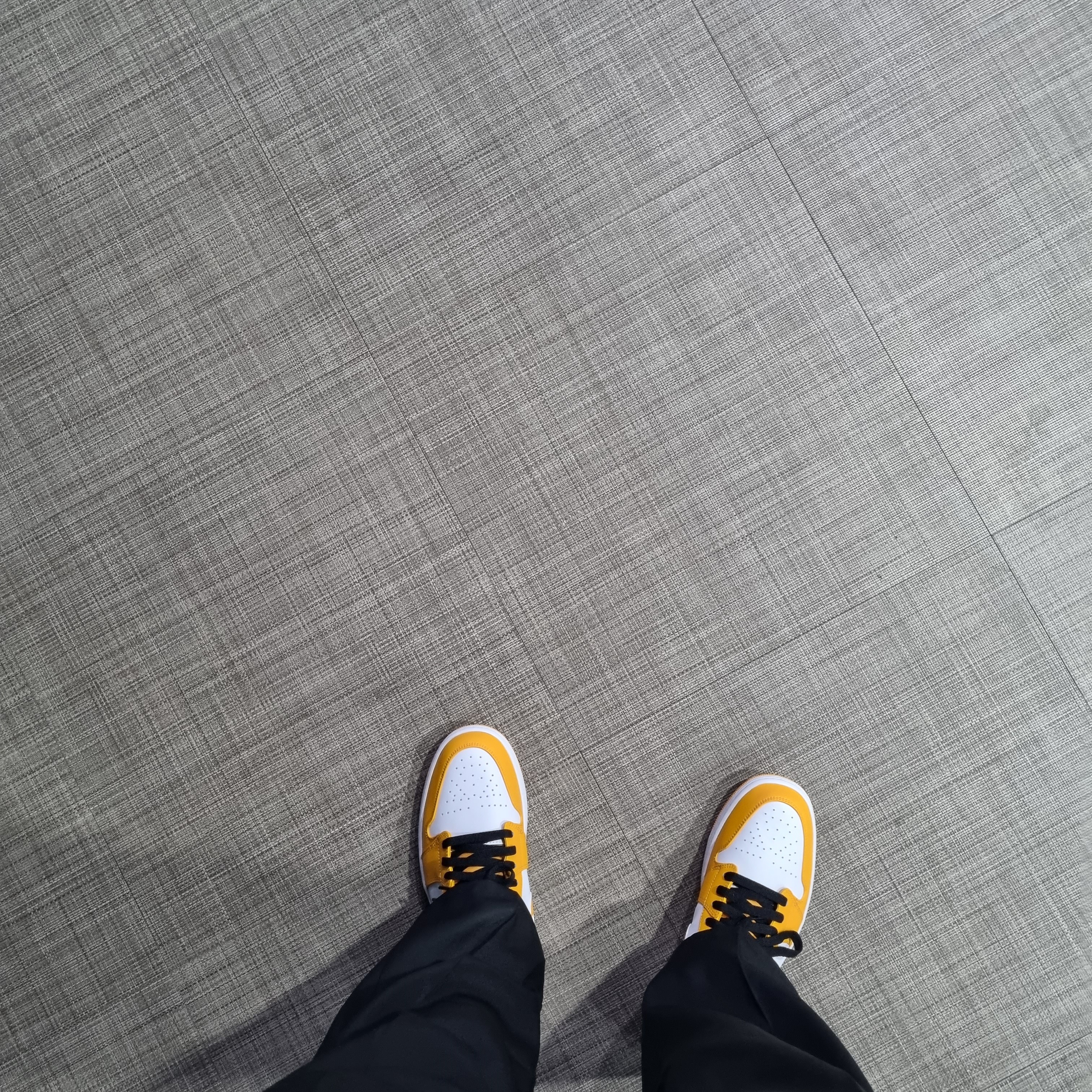 Jordan 1 Low Taxi 착용 스타일