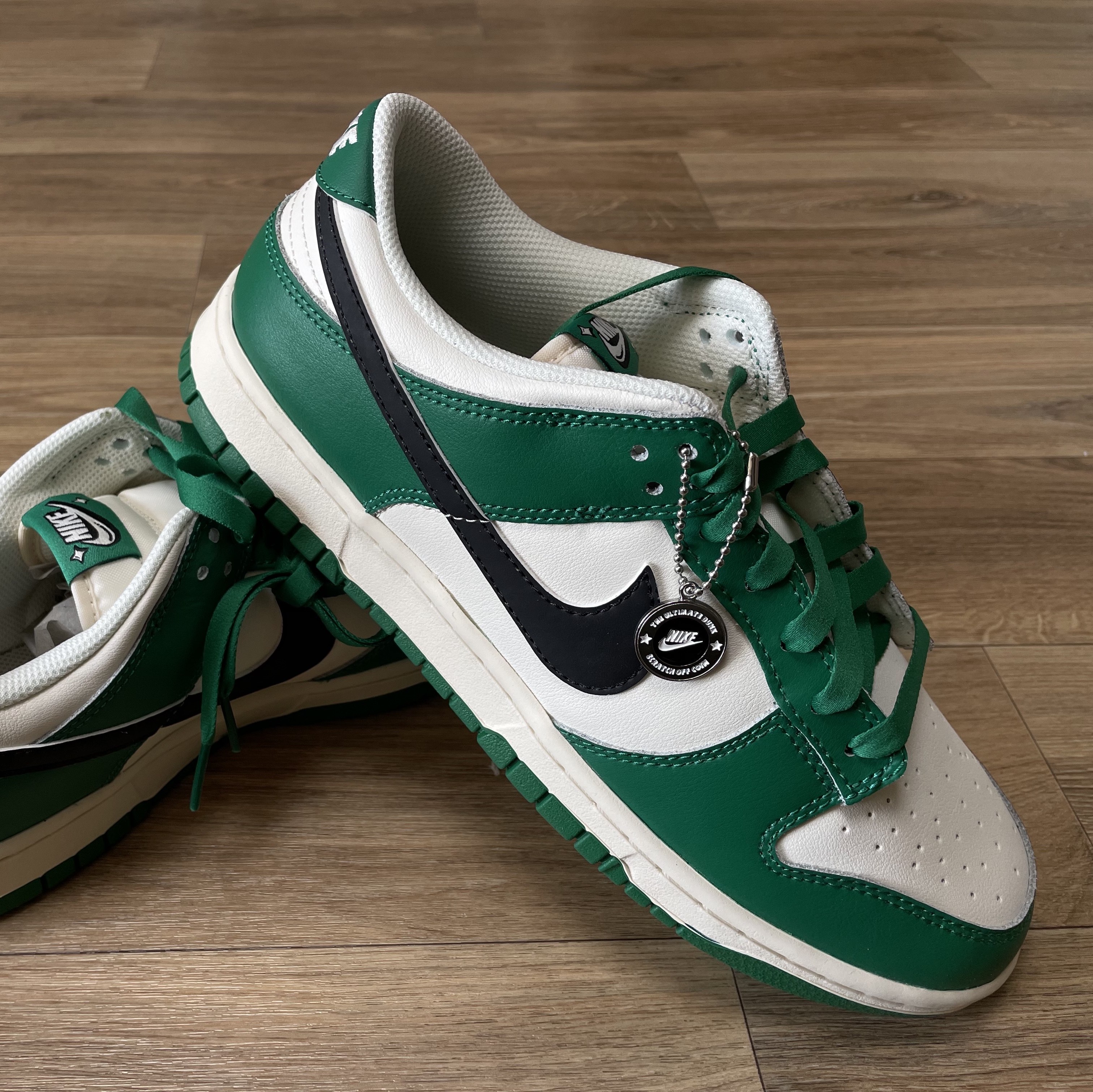 Nike Dunk Low Retro SE Jackpot Malachite 착용 스타일
