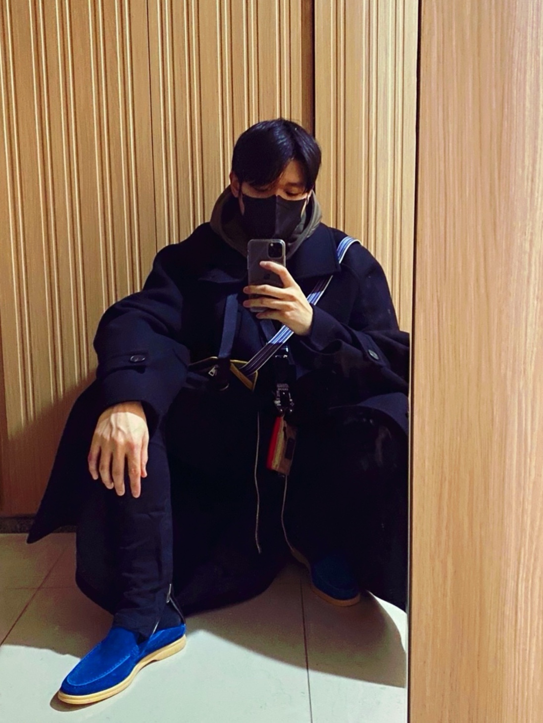 Undermycar Majanne Multi Button Oversized Wool Coat Black Oyster - 21FW 착용 스타일 - 2
