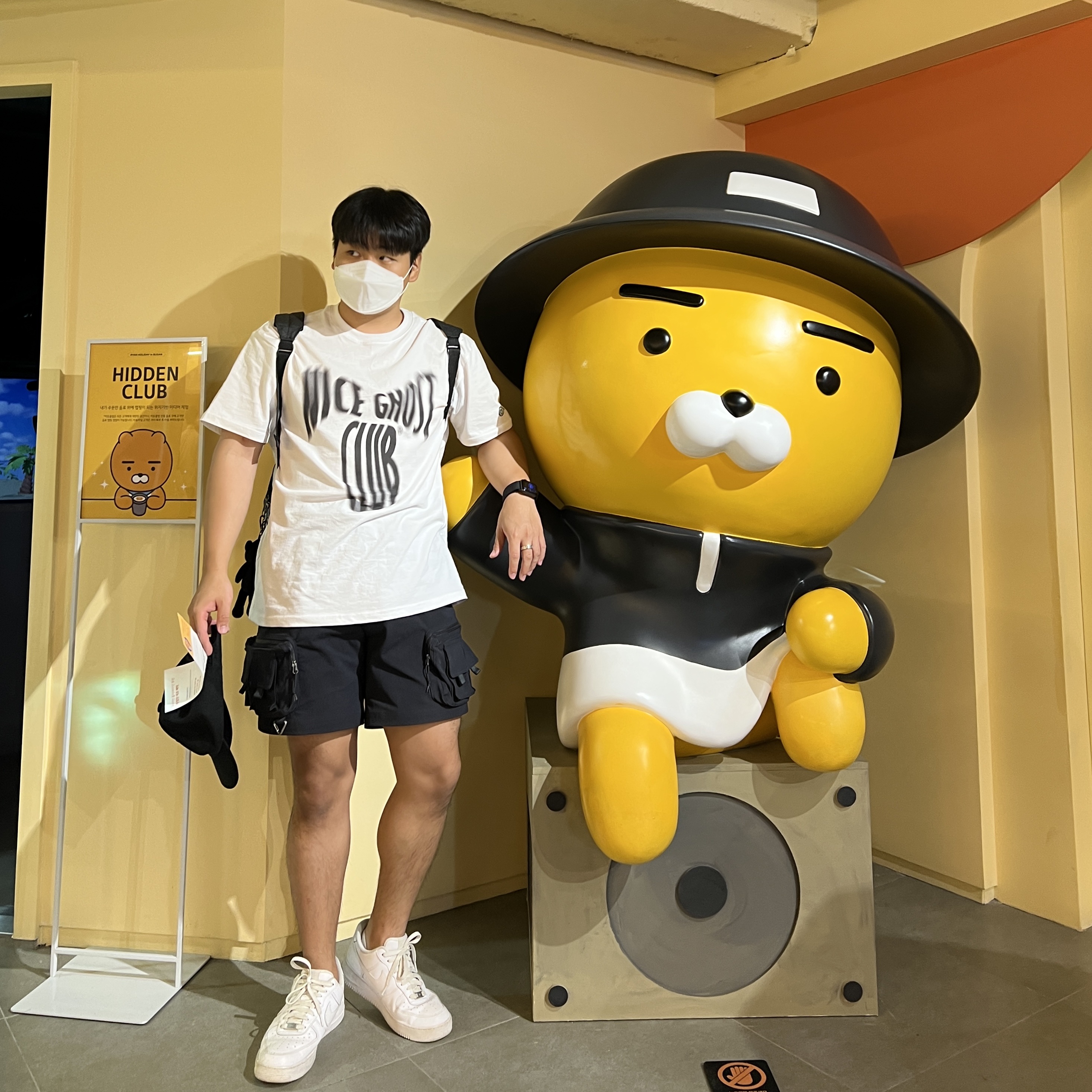 Nike ACG Cargo Shorts Black - Asia, Nike Air Force 1 '07 Low White 착용 스타일 - 2