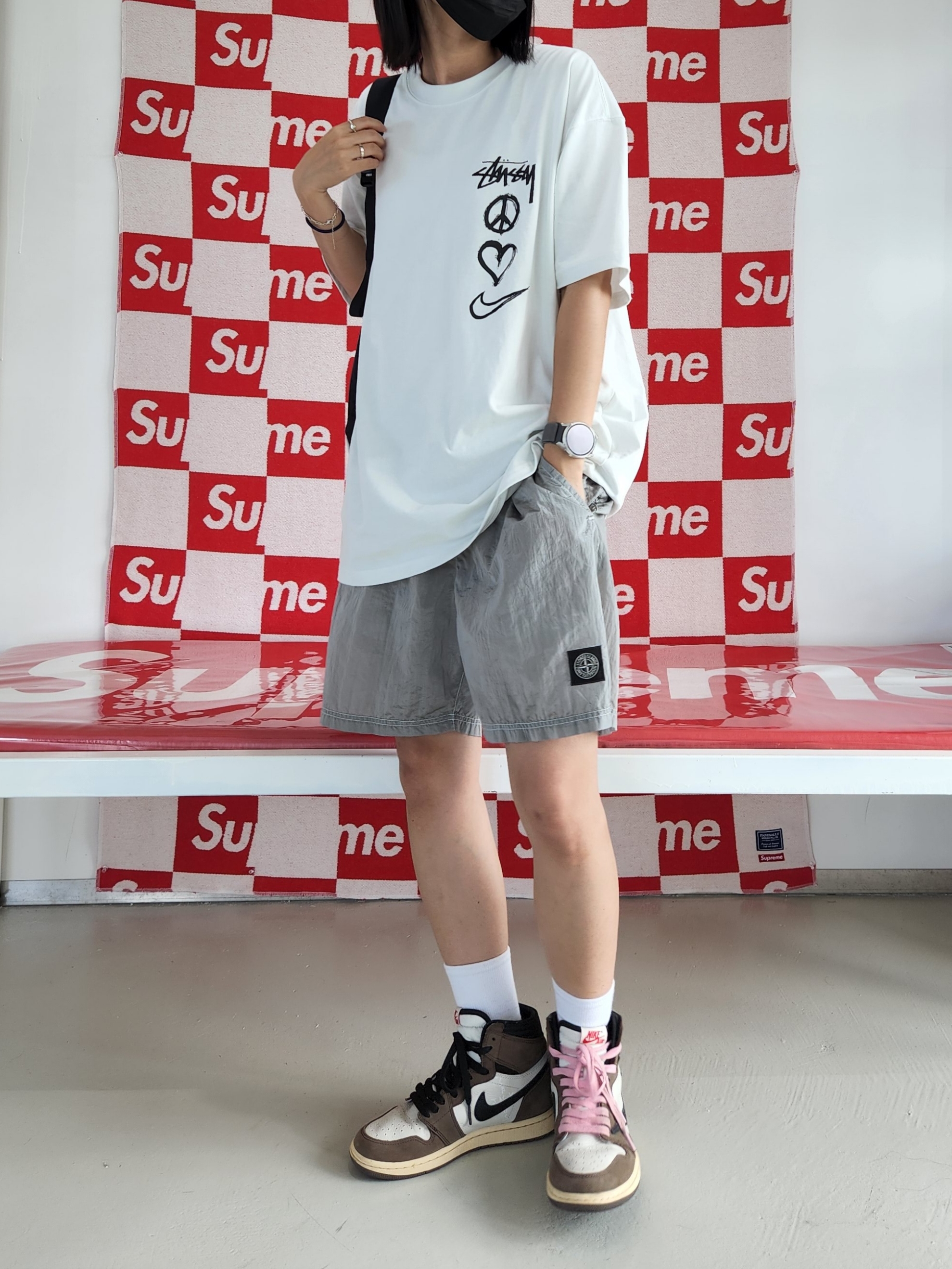 Nike x Stussy NRG RA T-Shirt Summit White (DM4942-121), Nike x Stussy NRG RA T-Shirt Summit White (DM4943-121) 착용 스타일 - 3