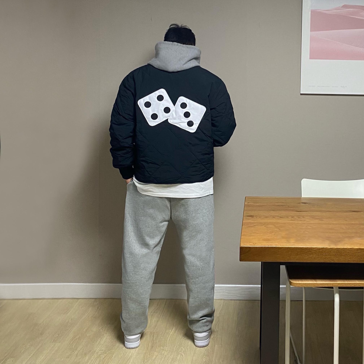 Stussy Dice Quilted Liner Jacket Black, IAB Studio Zip-Up Hoodie Gray - 22FW 착용 스타일 - 1
