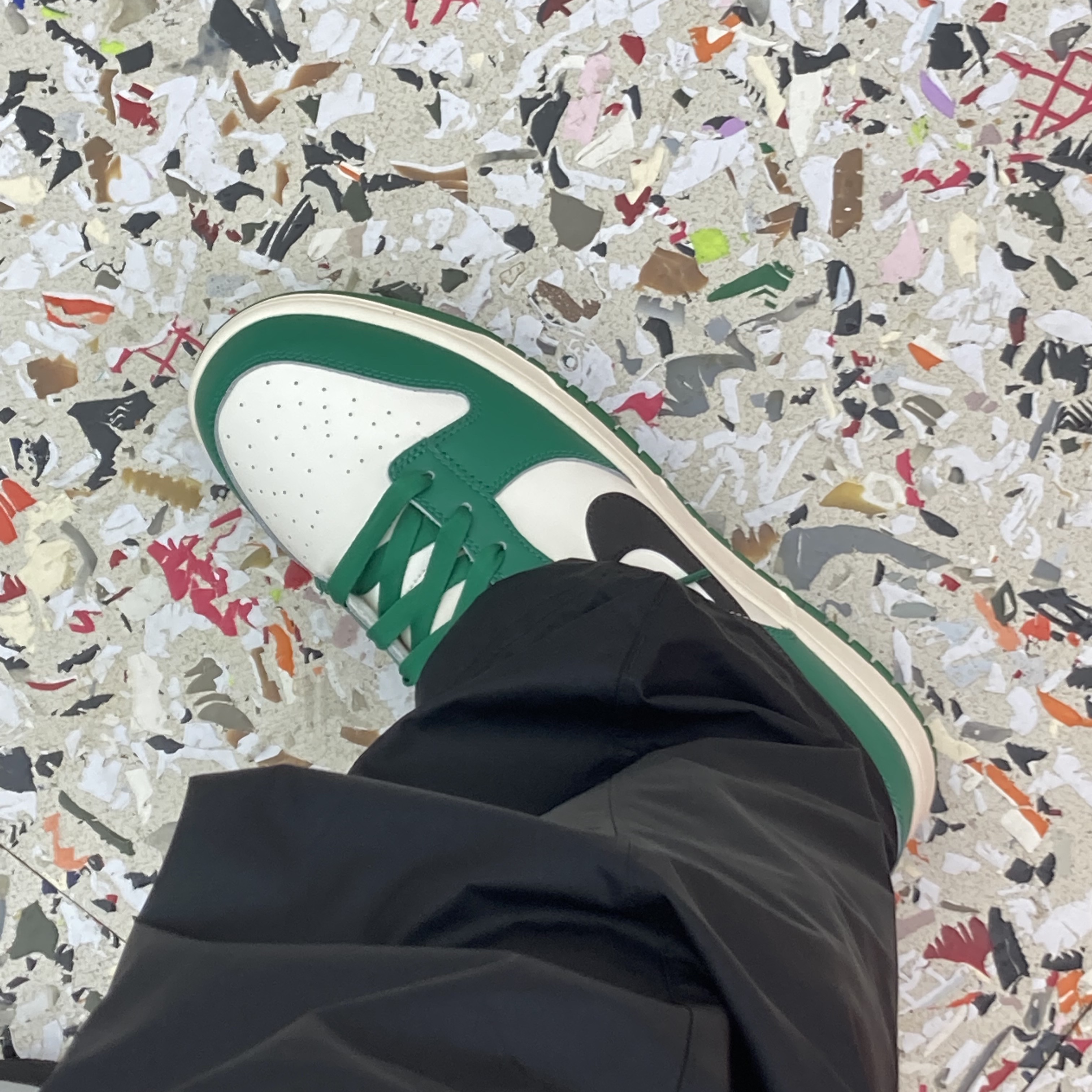Nike Dunk Low Retro SE Jackpot Malachite 착용 스타일