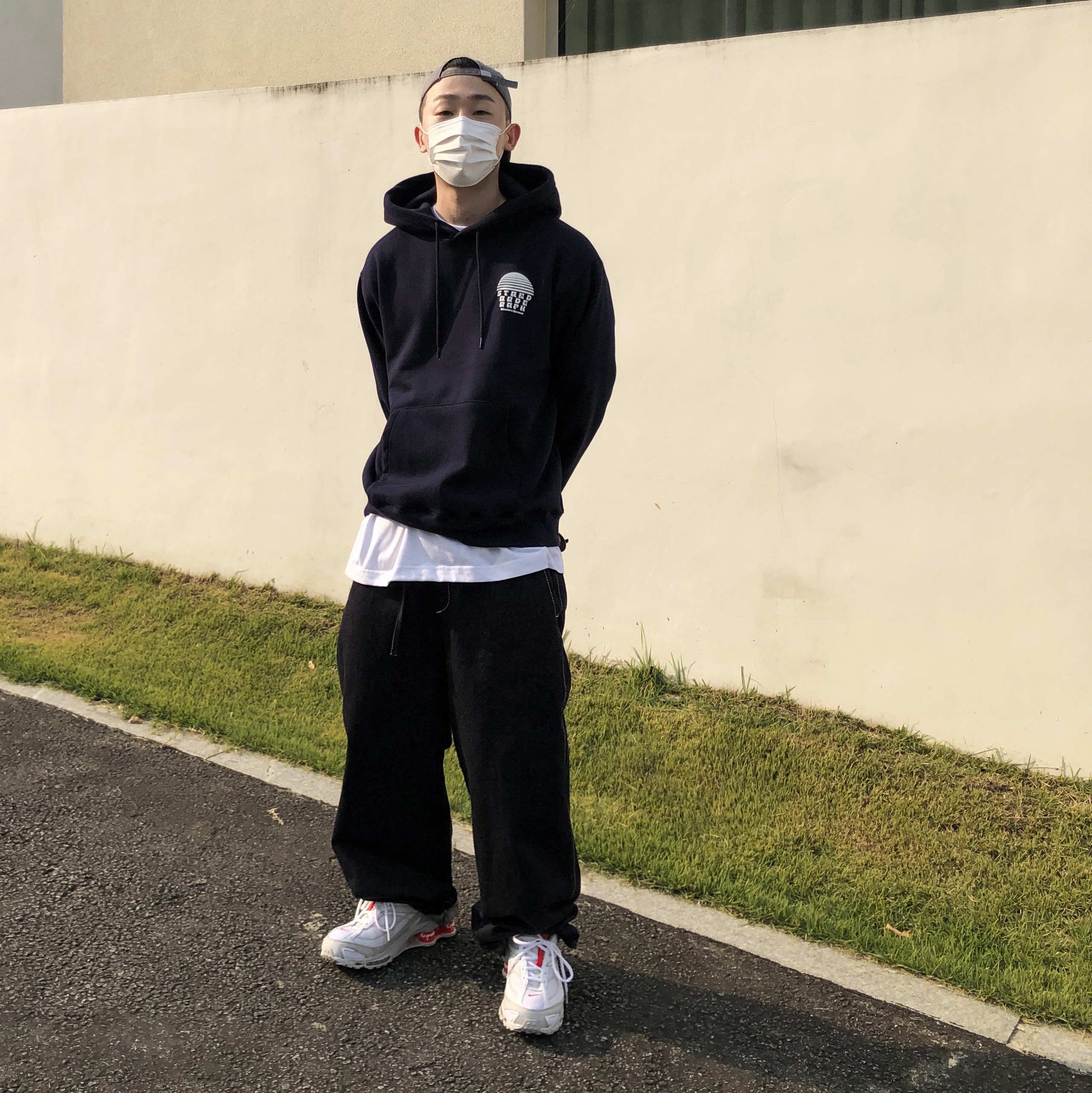 Nike x Supreme Shox Ride 2 SP White 착용 스타일 - 4