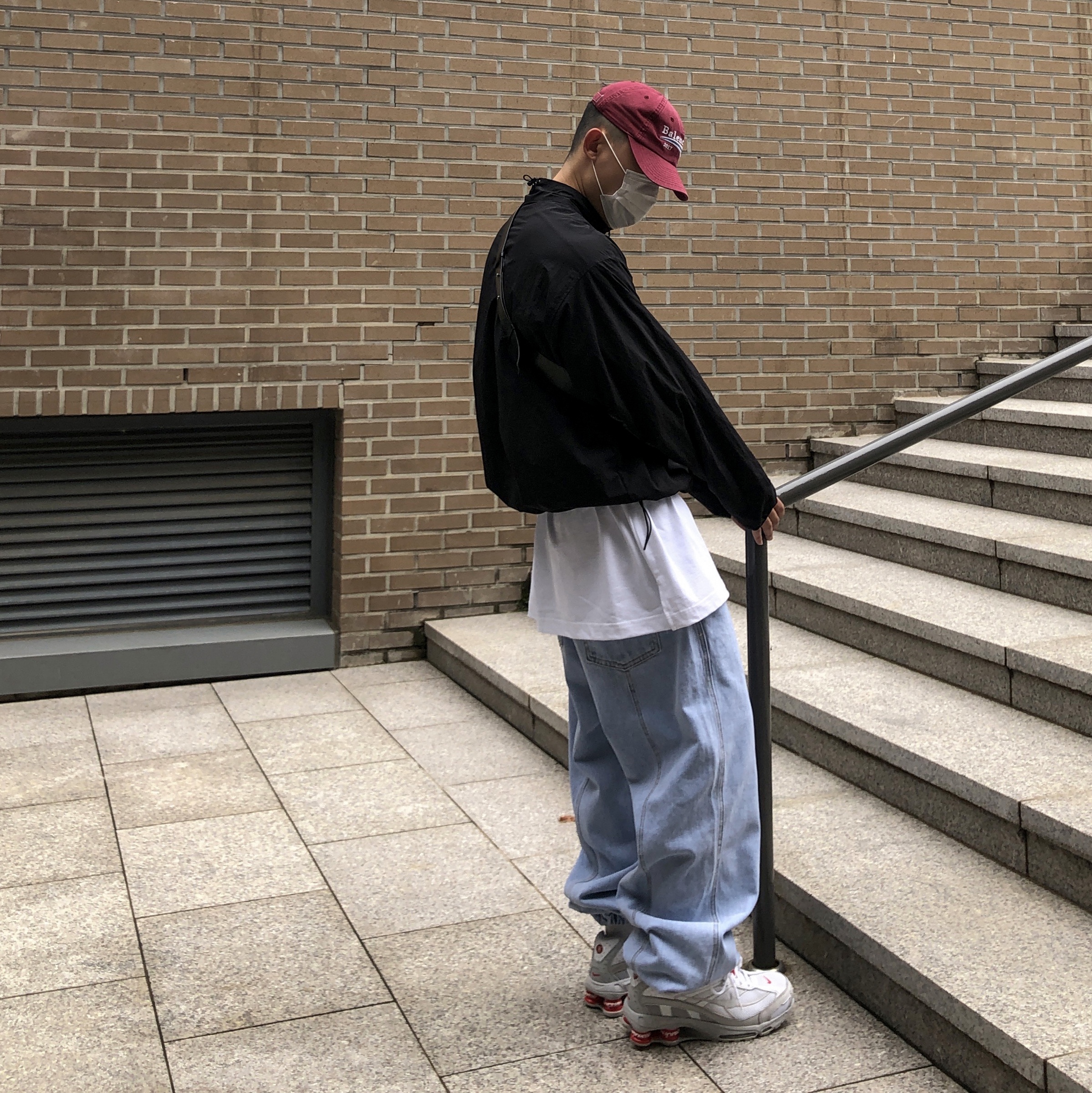 Nike x Supreme Shox Ride 2 SP White 착용 스타일 - 4