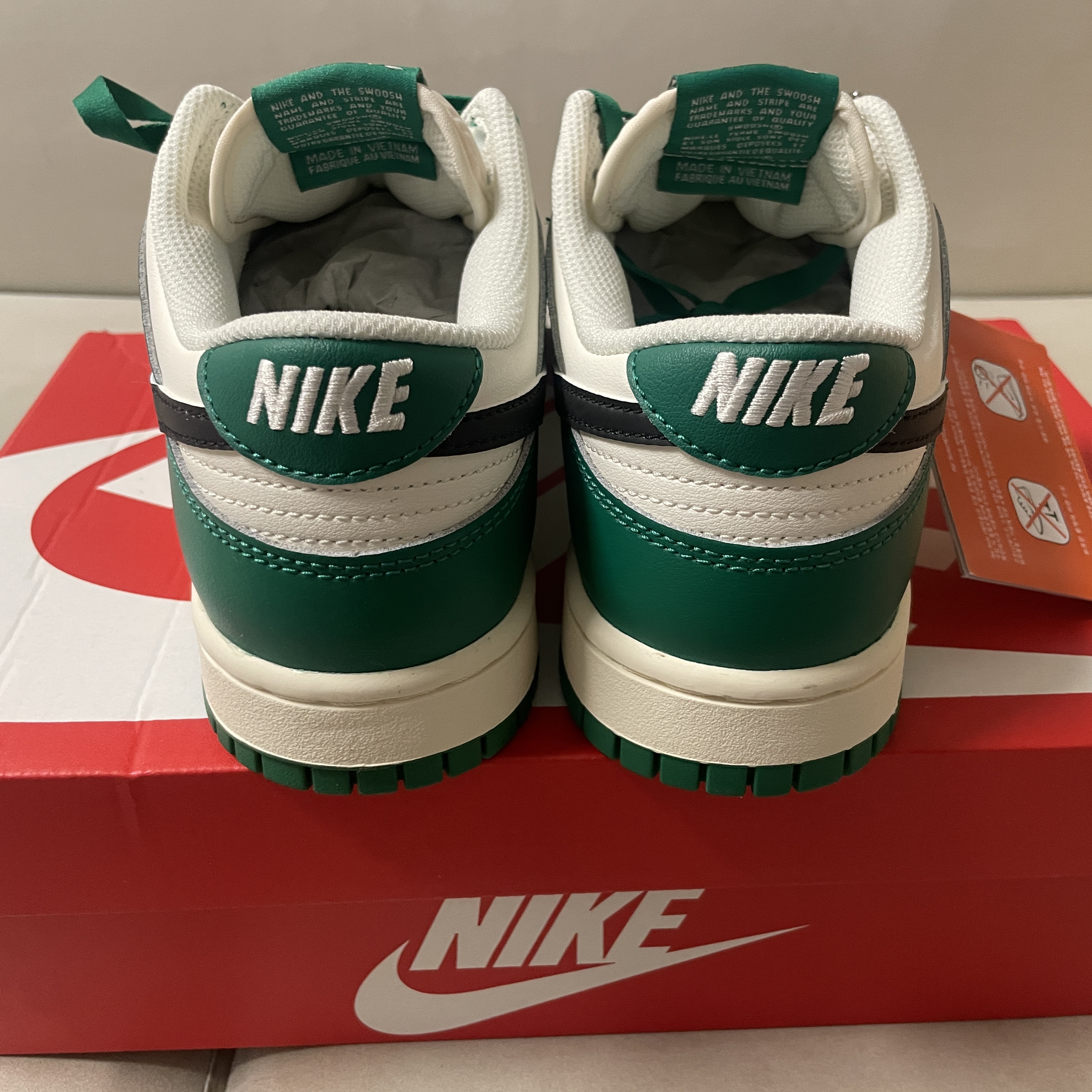 Nike Dunk Low Retro SE Jackpot Malachite 착용 스타일 - 4