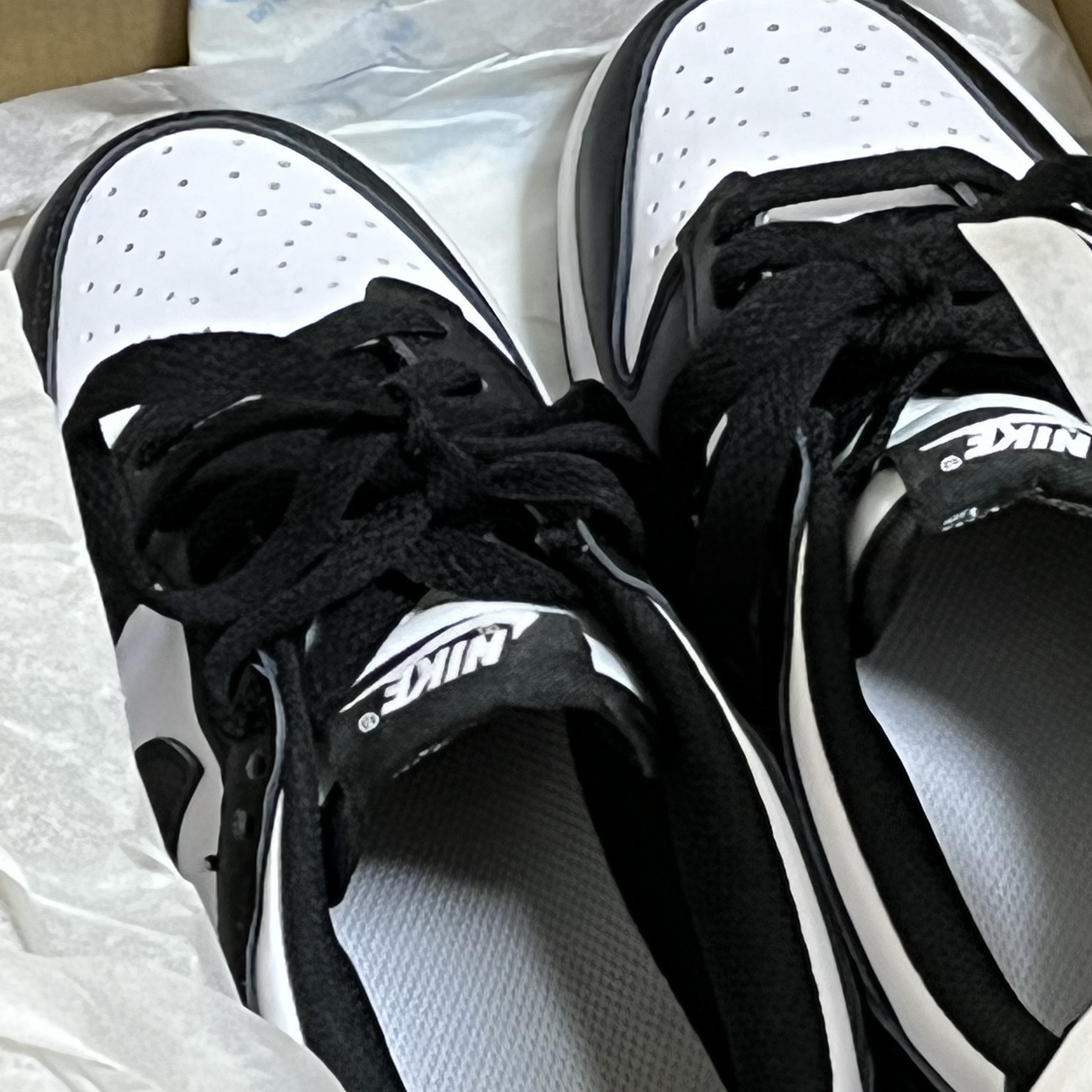 (GS) Nike Dunk Low Black 착용 스타일