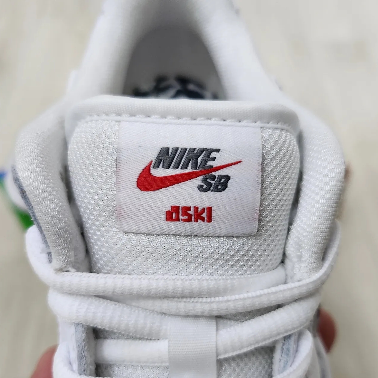 (PS) Nike x Oski SB Dunk Low Great White Shark 착용 스타일 - 4