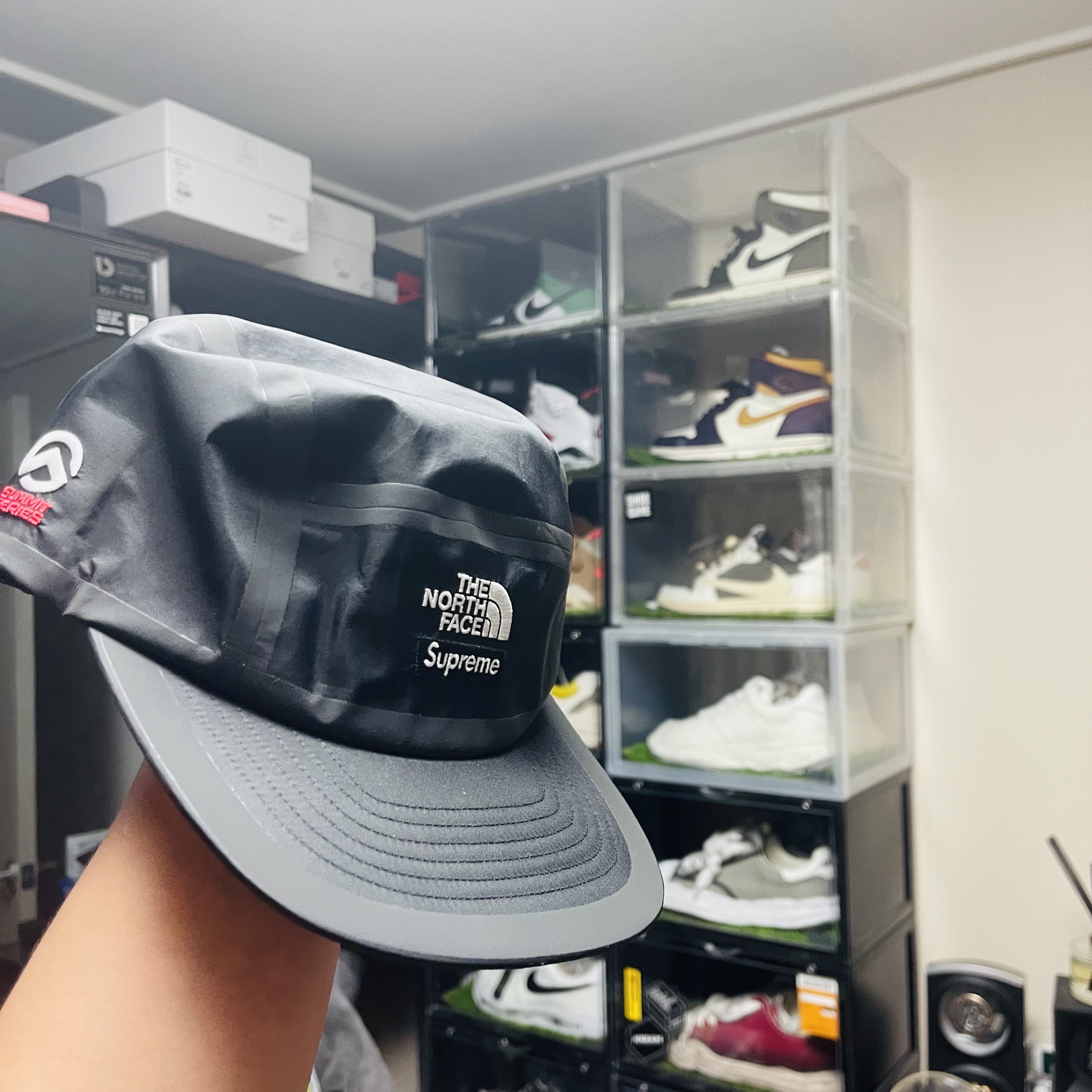 Supreme x The North Face Summit Series Outer Tape Seam Camp Cap Black - 21SS 착용 스타일