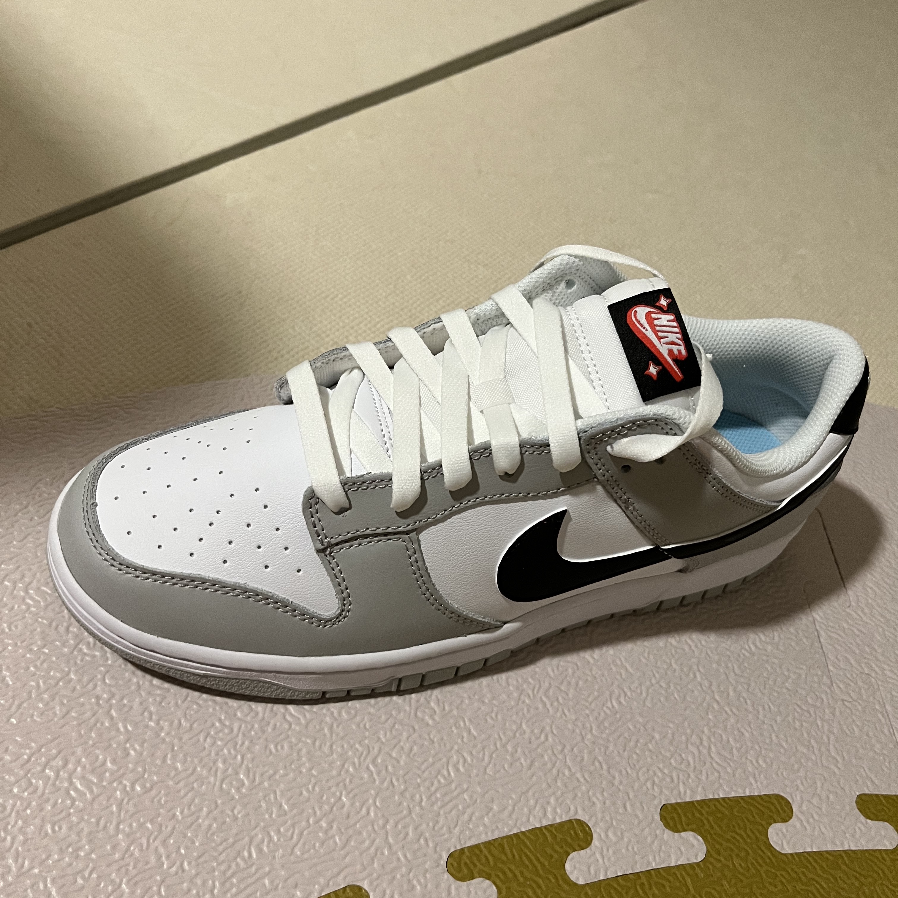 Nike Dunk Low Retro SE Jackpot Grey Fog 착용 스타일 - 2
