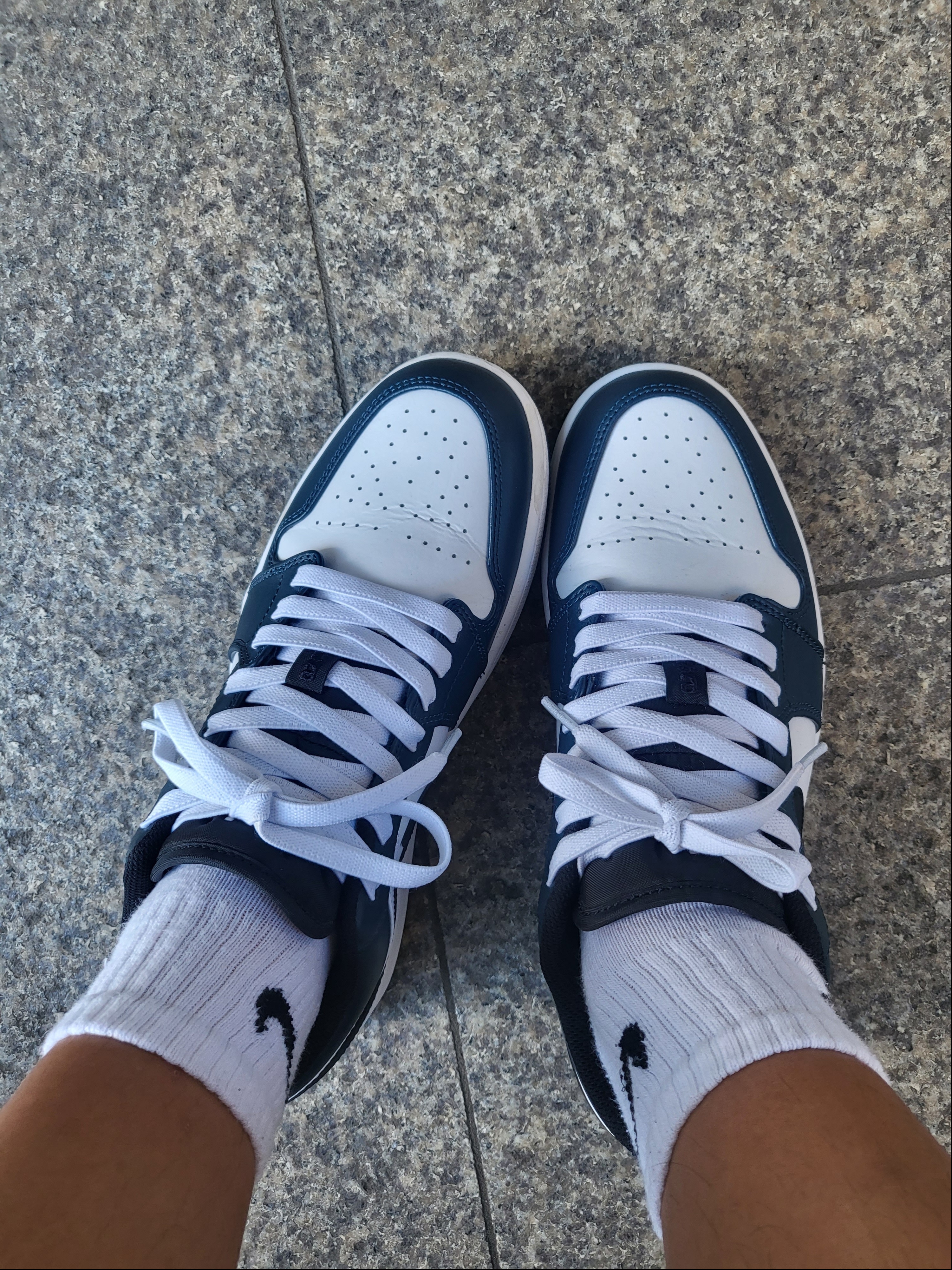 Jordan 1 Low Dark Teal 착용 스타일 - 4