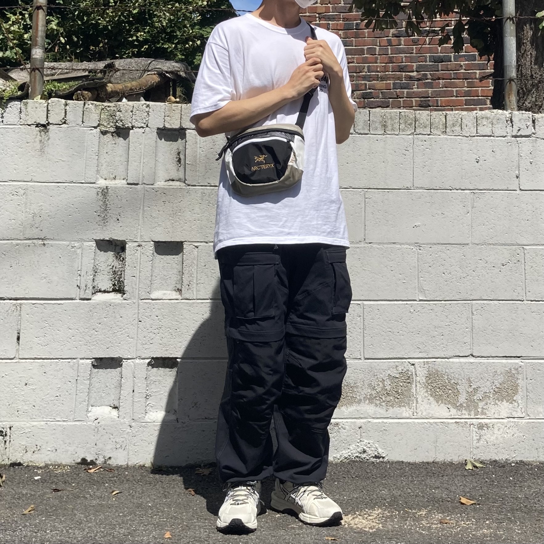 Nike ACG Smith Summit Cargo Pants Black Summit White - Asia, Asics Gel-Kahana 8 Khaki 착용 스타일 - 1
