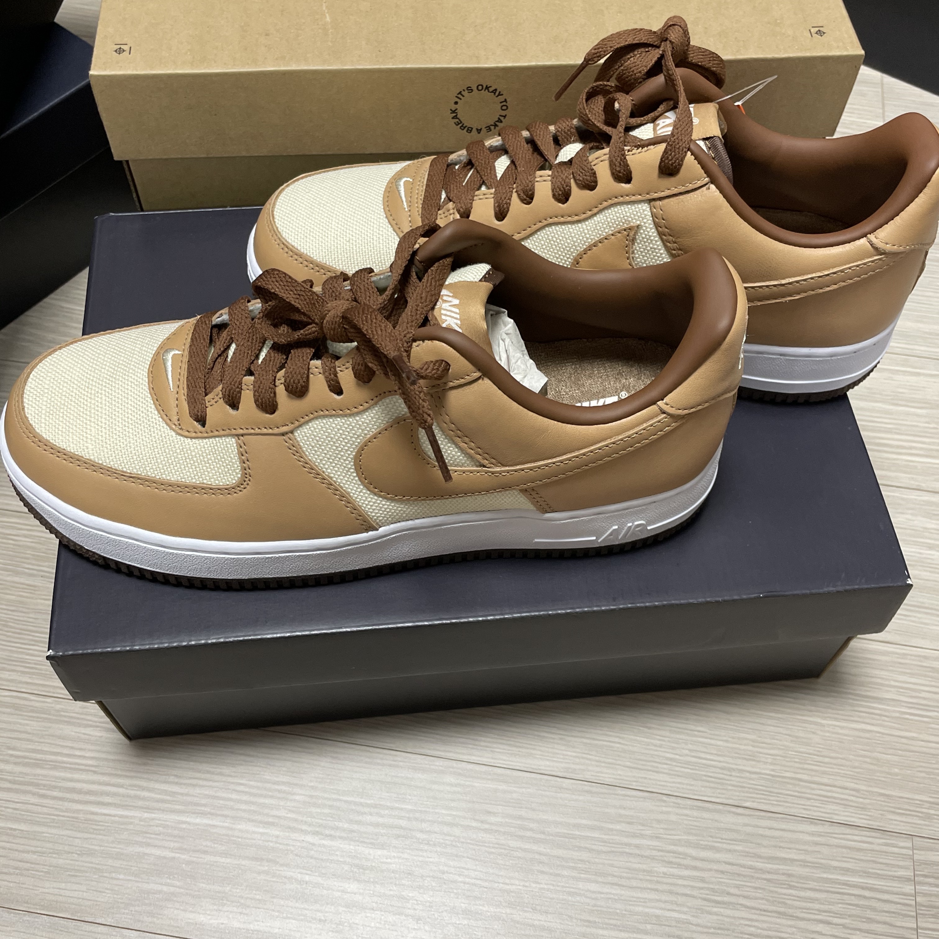 Nike Air Force 1 Low QS Acorn 2021 착용 스타일