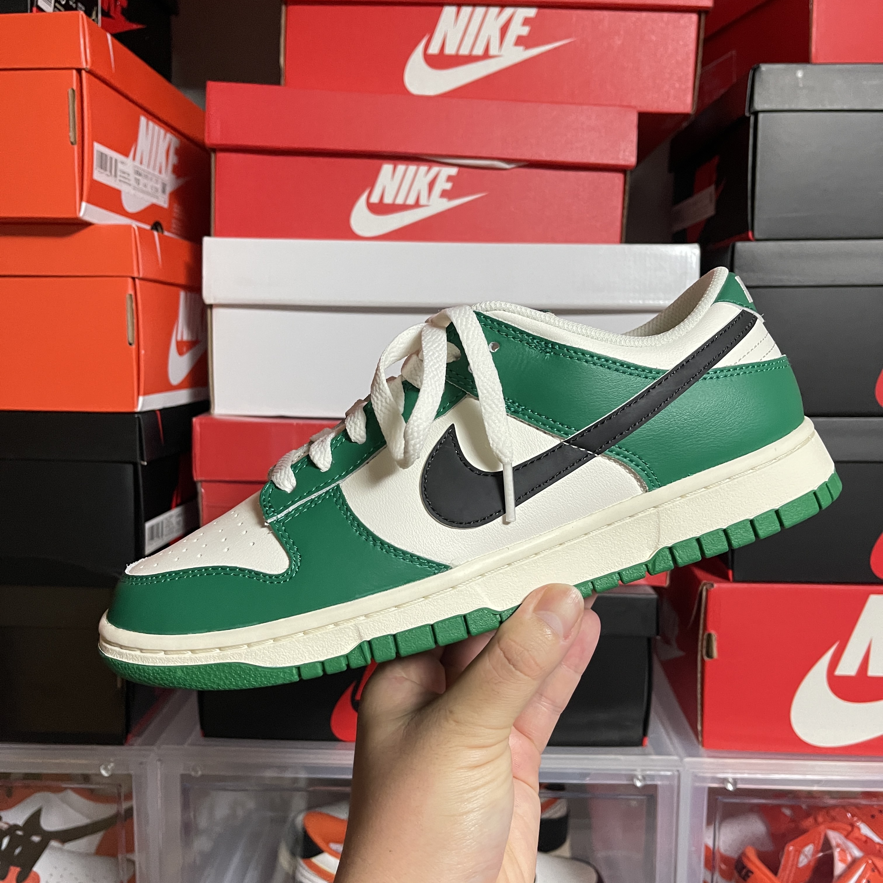 Nike Dunk Low Retro SE Jackpot Malachite 착용 스타일 - 3