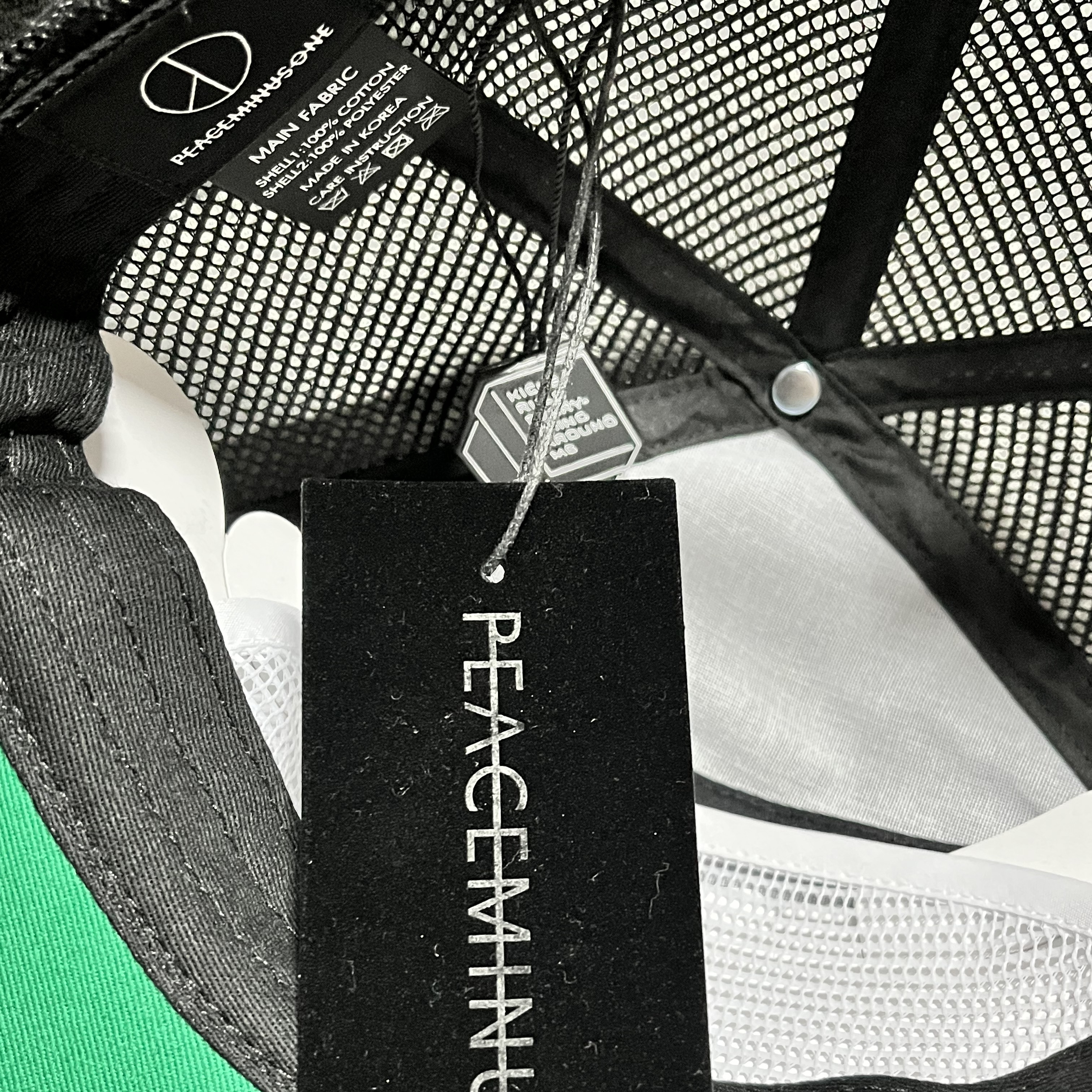 Peaceminusone Mesh Cap #1 Black 착용 스타일 - 2